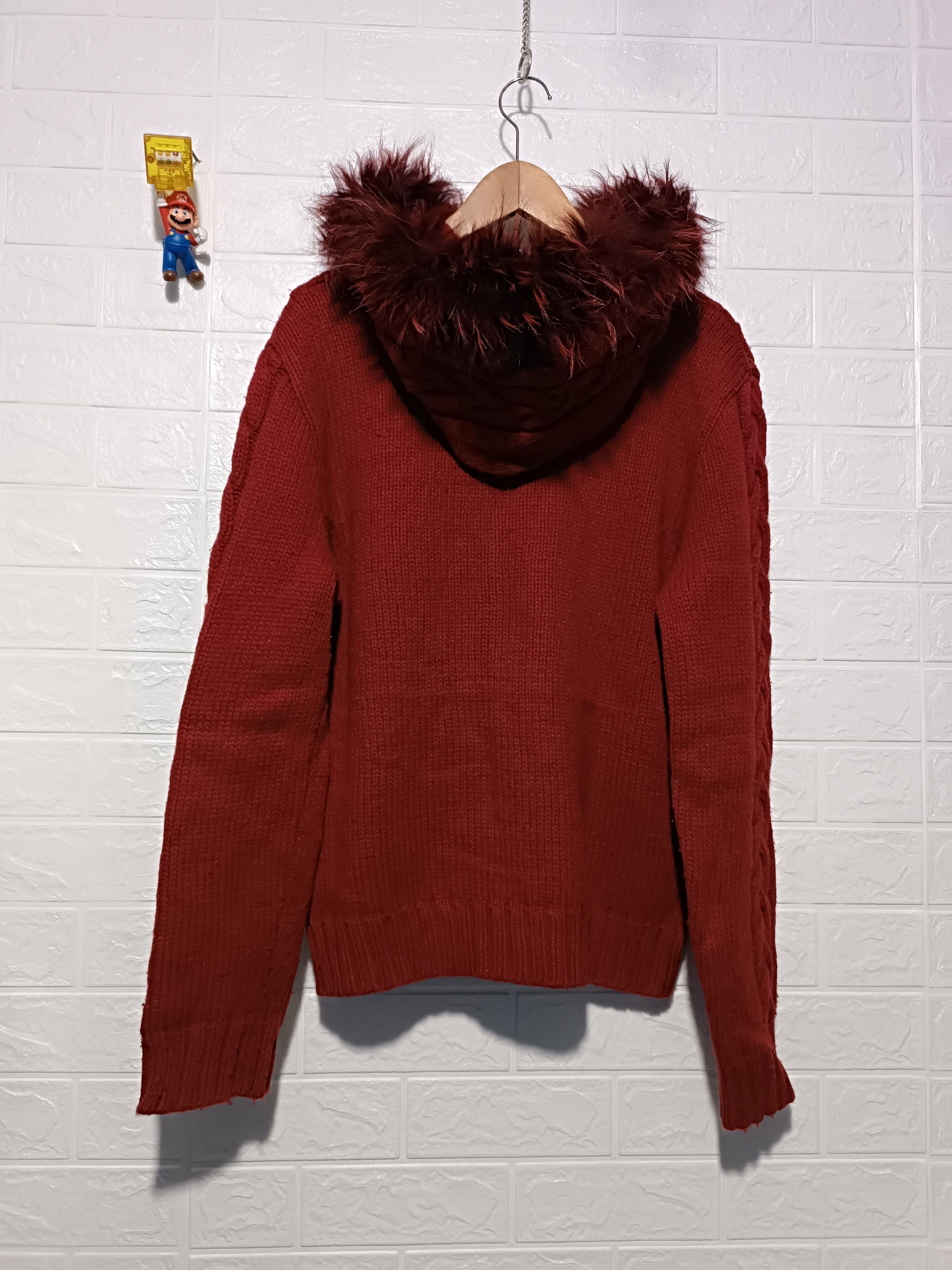 Japanese Brand Red Knit Wool Fur Hoodie Size US L / EU 52-54 / 3 - 5 Thumbnail