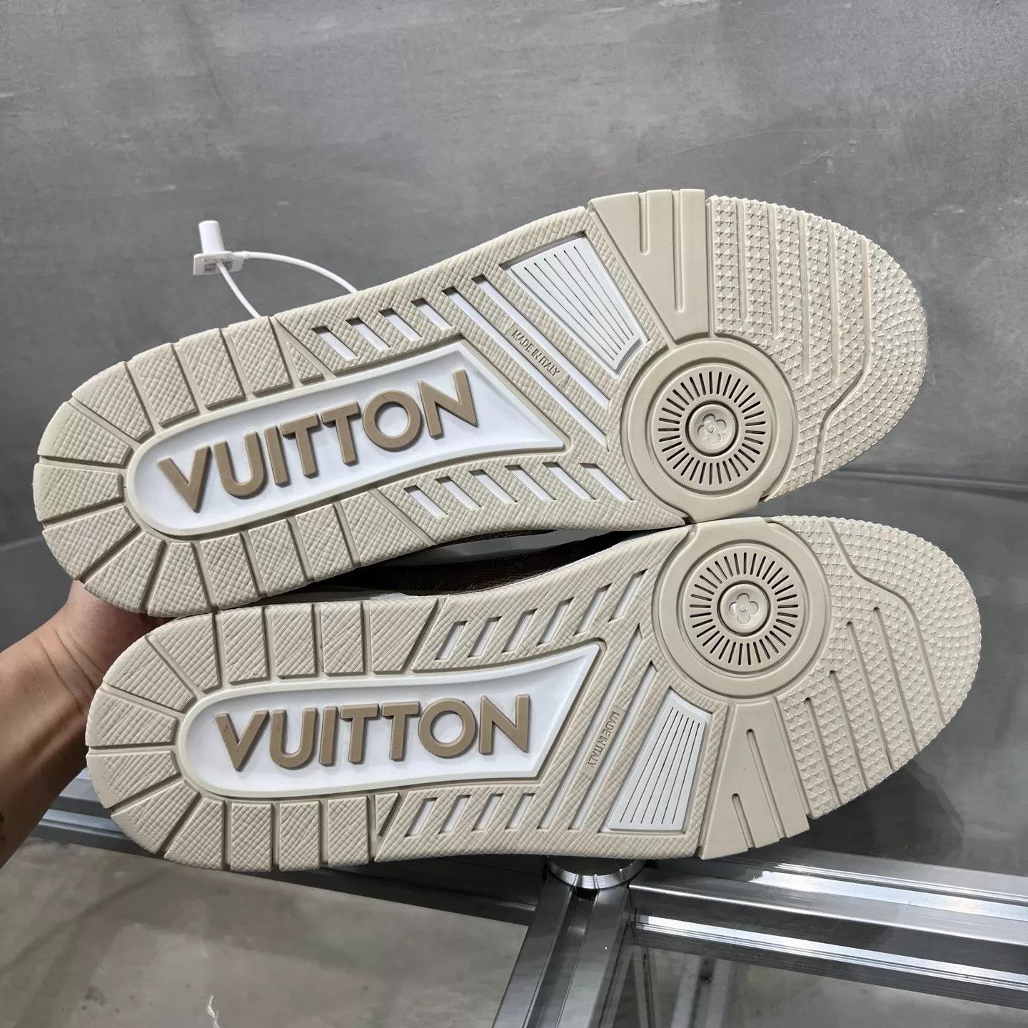 Louis Vuitton LV Trainer Cream Monogram UK8 42 New OG Box Size US 9 / EU 42 - 7 Thumbnail