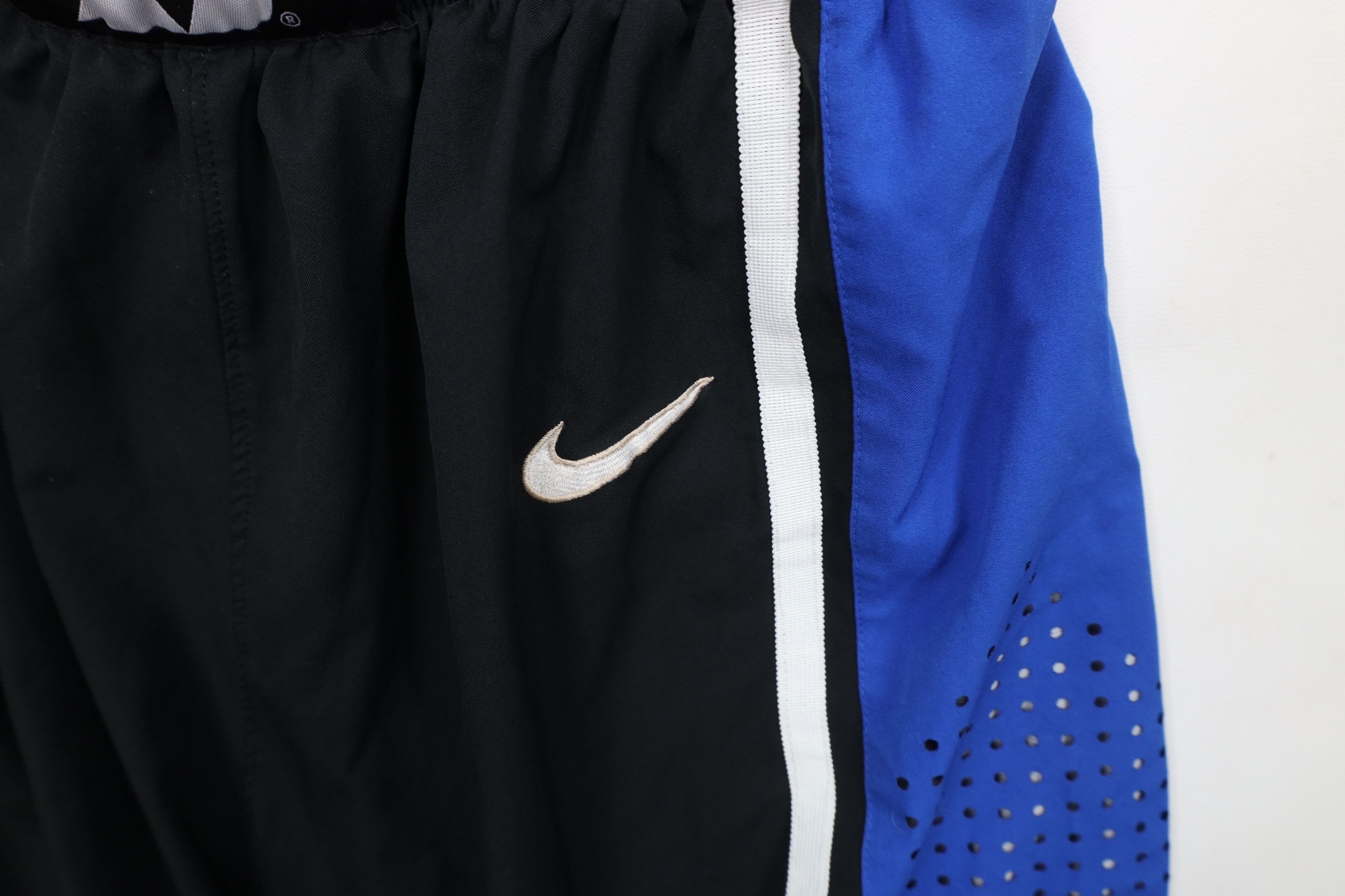 Nike × Vintage Vintage Nike Authentic University Devils Basketball Shorts Size US 32 / EU 48 - 7 Thumbnail