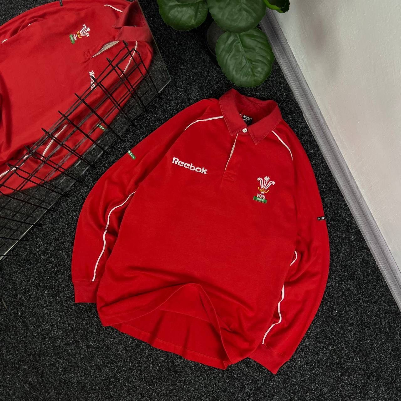 Reebok Wales Rugby Reebok Vintage Jersey Y2k Style Blokecore Size US M / EU 48-50 / 2 - 1 Thumbnail