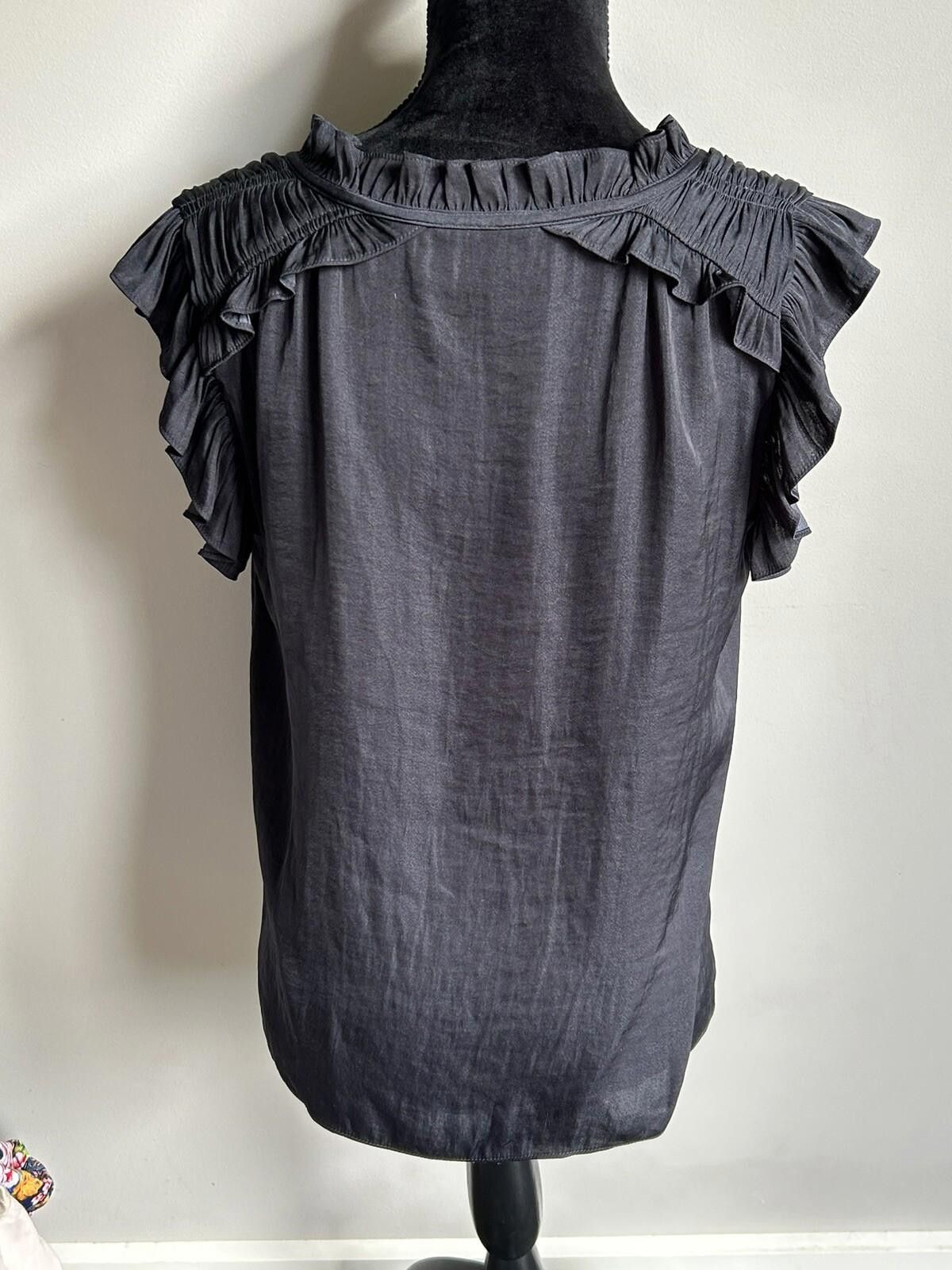 Designer Forever New blouse black sleeveless V neck - Size 10 (001) Size M / US 6-8 / IT 42-44 - 9 Thumbnail