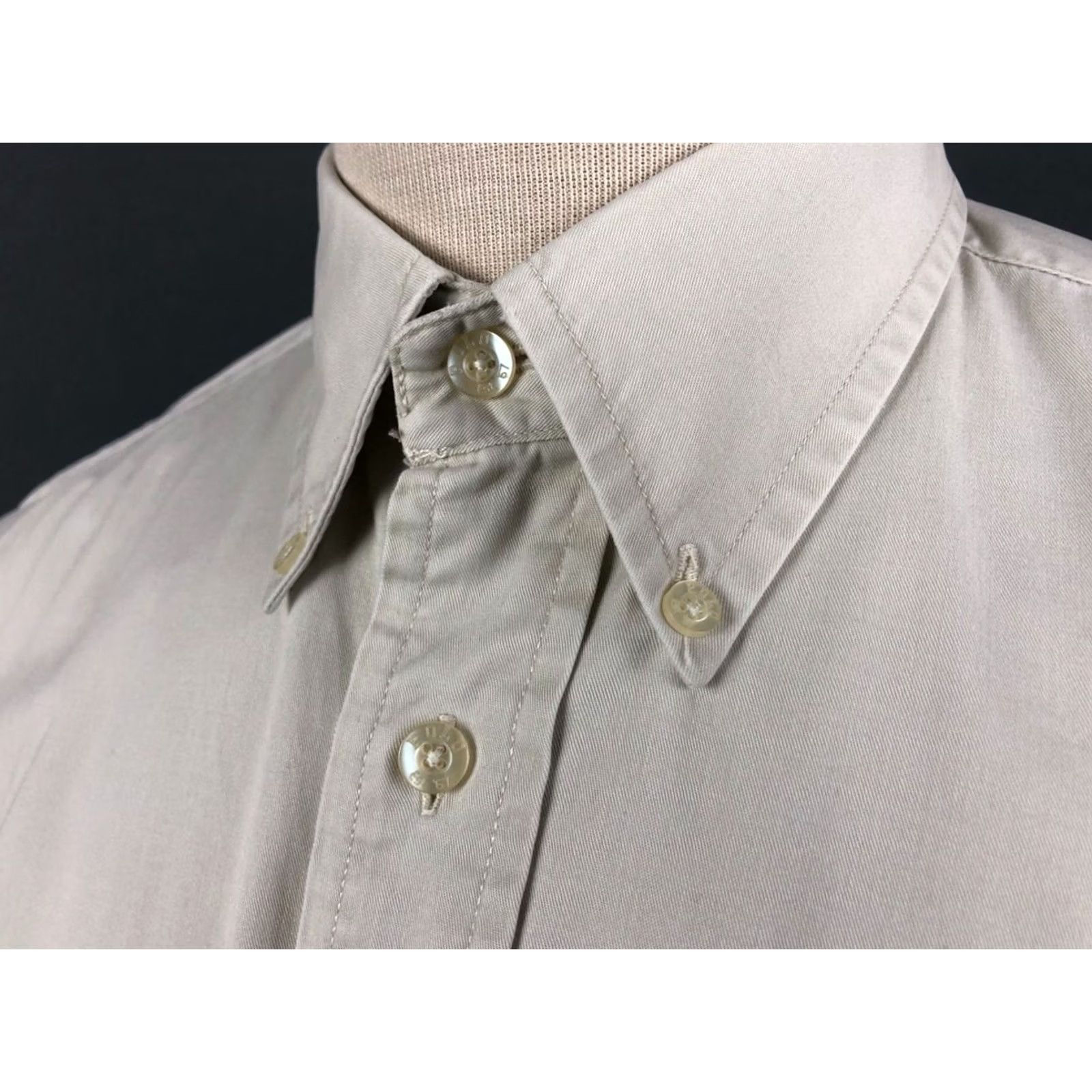 Ralph Lauren Ralph Lauren Men's Shirt Ivory Cotton Classic Casual Button-Up Size 16.5 Size US XL / EU 56 / 4 - 6 Thumbnail