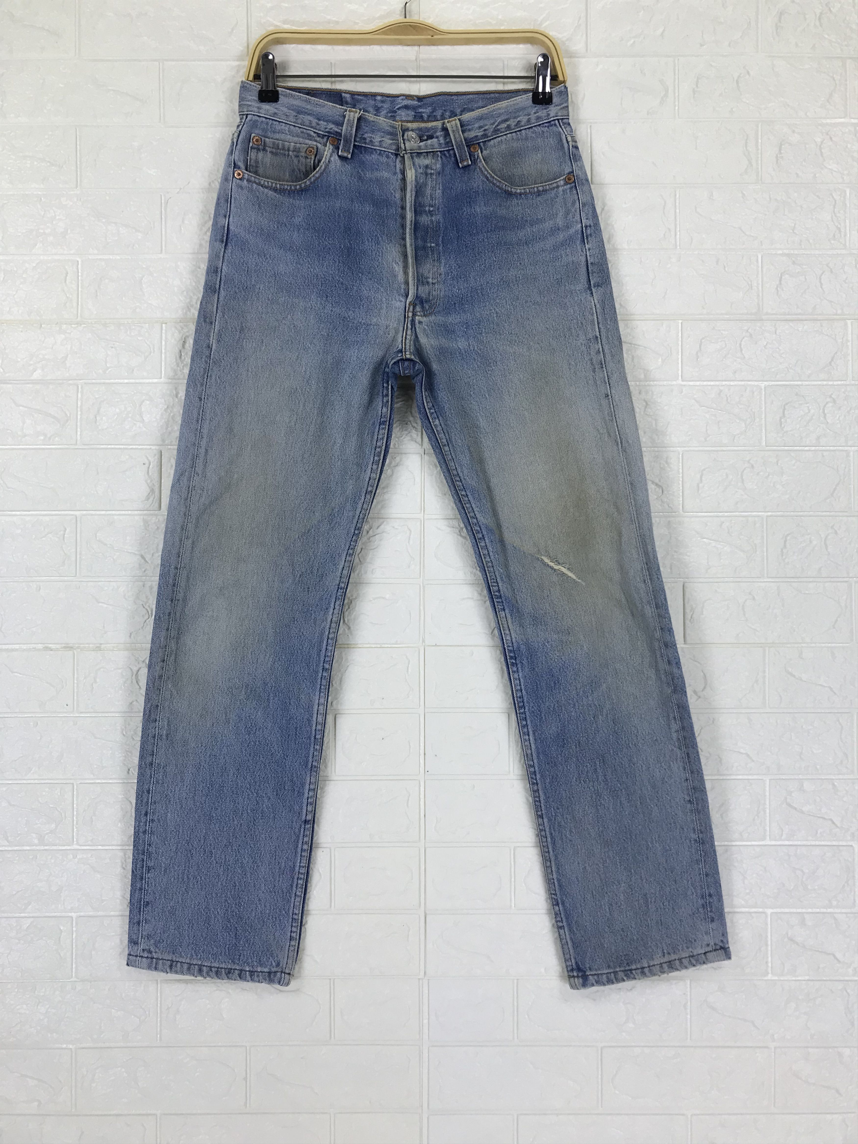 Levi's Vintage Levi's 501 Faded Blue Jeans Size US 30 / EU 46 - 1 Thumbnail