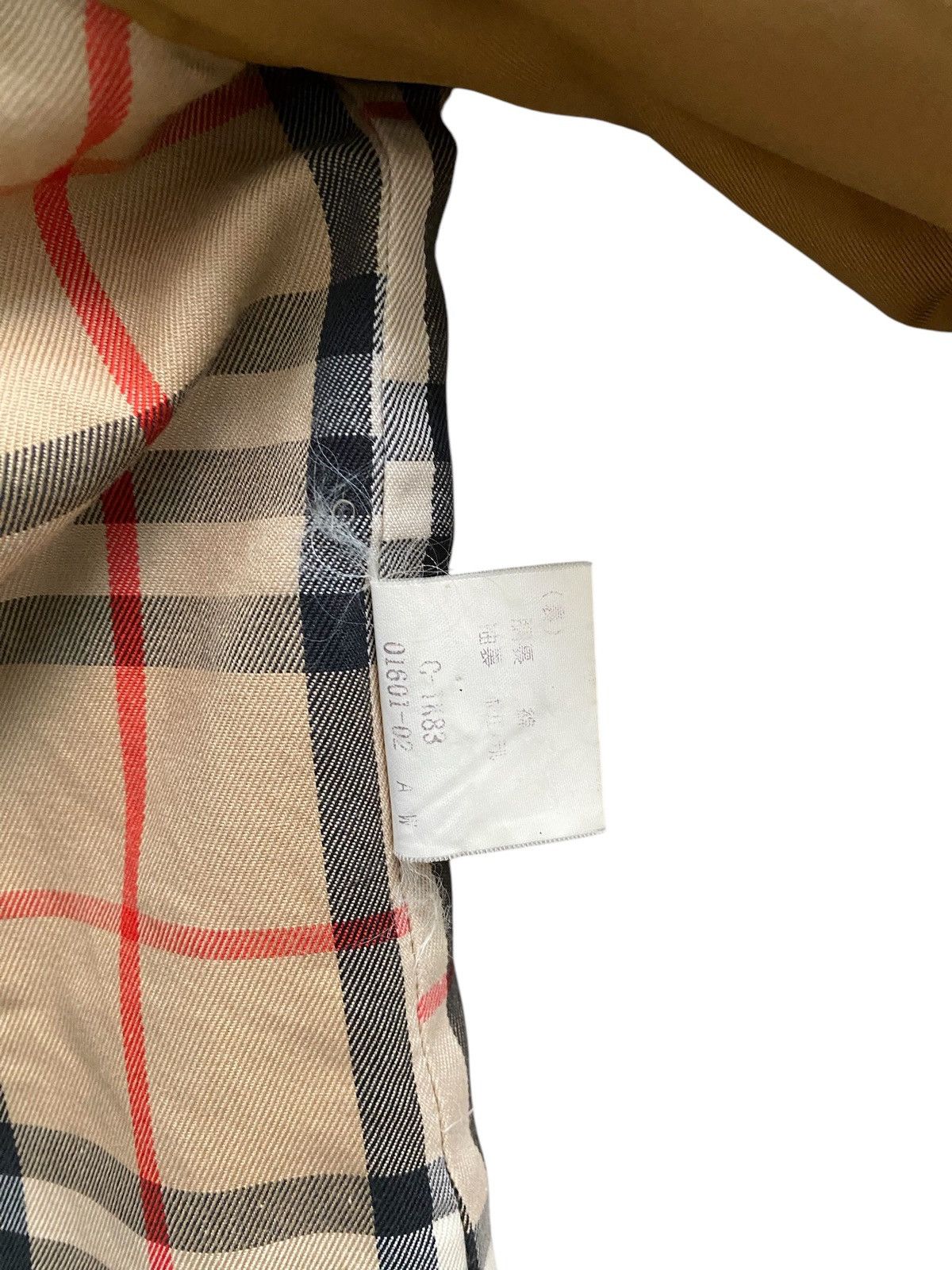 Burberry VINTAGE BURBERRY TRENCH COAT Size US L / EU 52-54 / 3 - 14 Thumbnail
