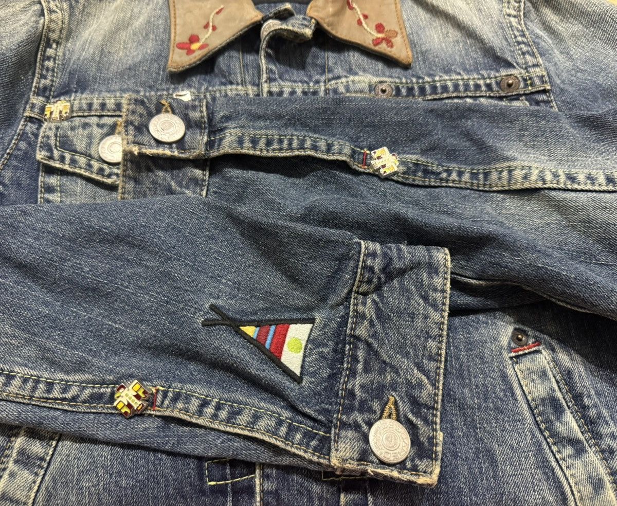 Dsquared2 Dsquared2 Embroidery Denim Jacket With Leather Collar Size M / US 6-8 / IT 42-44 - 8 Thumbnail