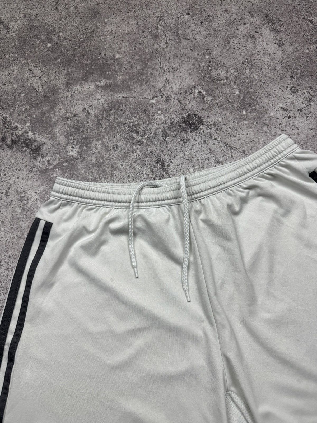 Adidas Vintage Adidas Milan Y2K Soccer Jersey Football Shorts Size US 32 / EU 48 - 3 Thumbnail