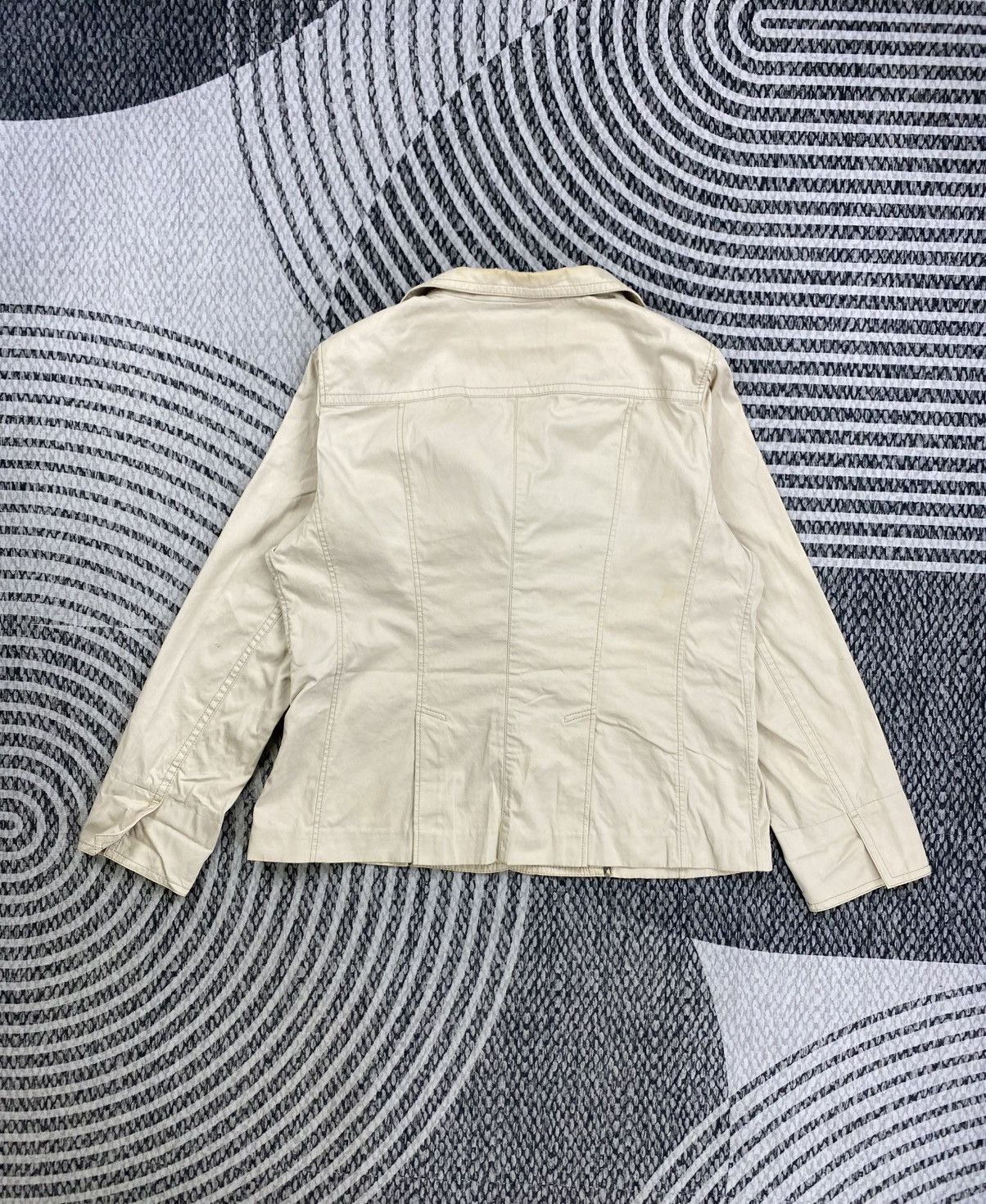 Burberry Vintage Burberry London Double Pocket Jacket Size M / US 6-8 / IT 42-44 - 2 Thumbnail