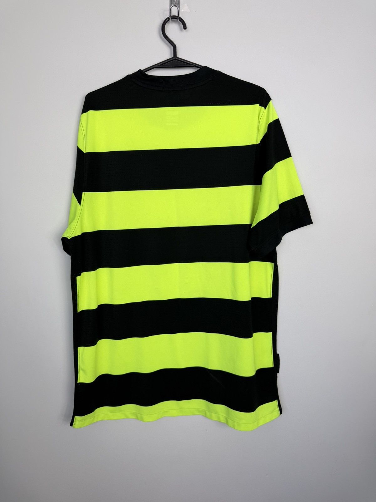 Nike Nike Celtic 2009/2011 Soccer Jersey Size US L / EU 52-54 / 3 - 5 Thumbnail