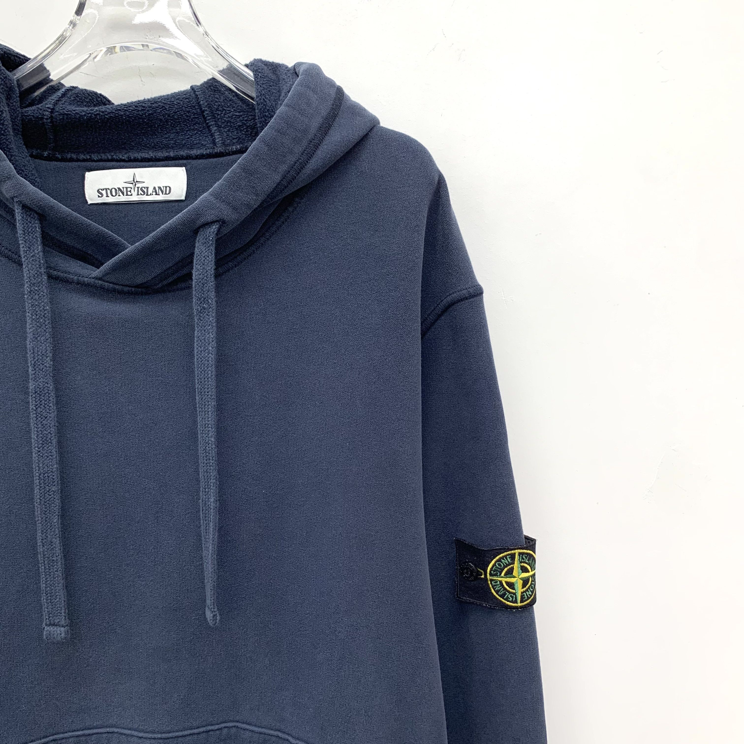 Stone Island Stone Island Logo Hoodie Navy (XL) Size US XL / EU 56 / 4 - 3 Thumbnail