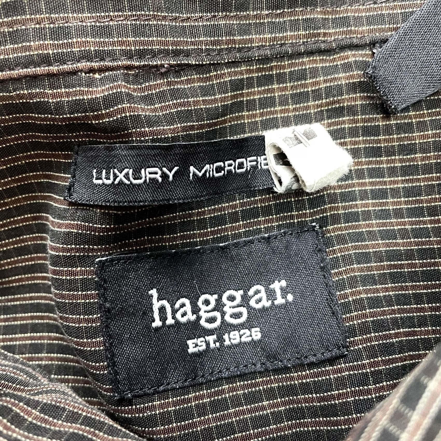 Haggar Haggar Button Down Shirt Mens XLT Brown Plaid Microfiber Button-Front Short Sleeve Casual Business Workwear Size US XL / EU 56 / 4 - 7 Thumbnail