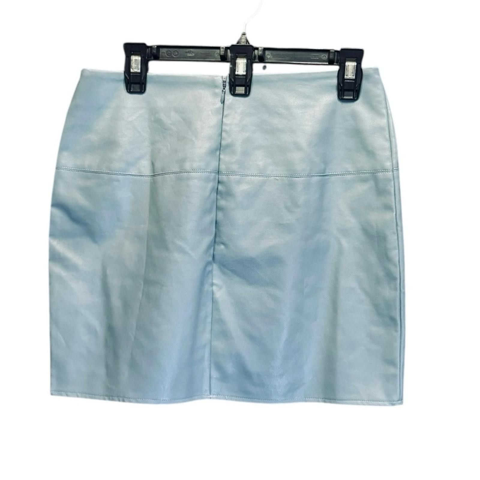 Designer NWT. Missguided. Blue PU Mini Skirt. Size 8. Size 30" / US 8 / IT 44 - 12 Thumbnail