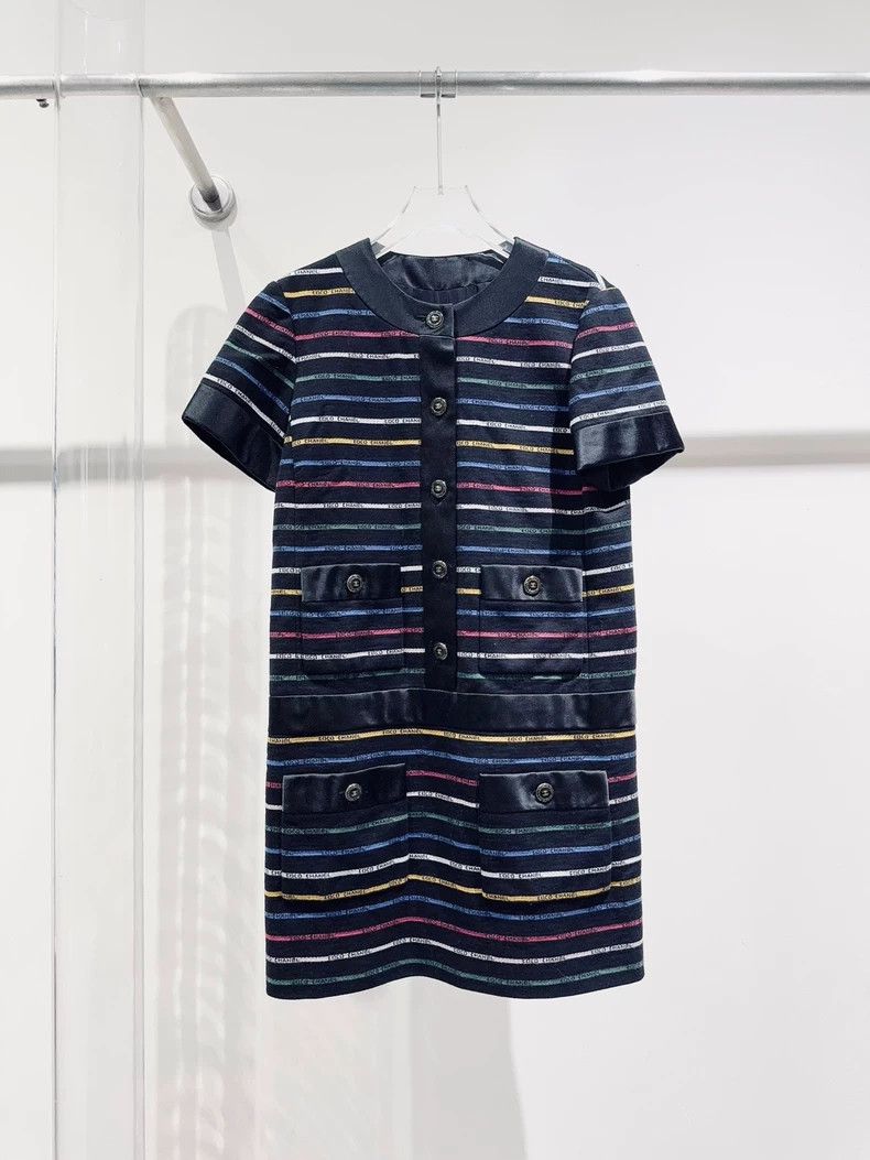 Chanel Chanel Full logo dress 2503-Nextarrow Size XS / US 0-2 / IT 36-38 - 1 Thumbnail