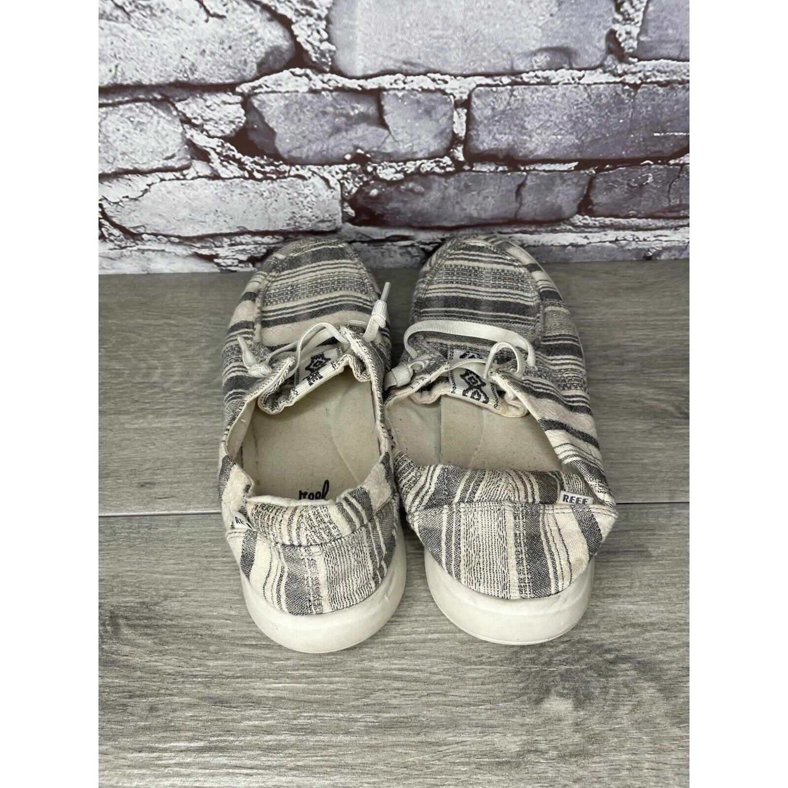 REEF Reef Cushion Coast Mid White Fabric Black Lace Up Sneakers W Size US 8.5 / IT 38.5 - 6 Thumbnail