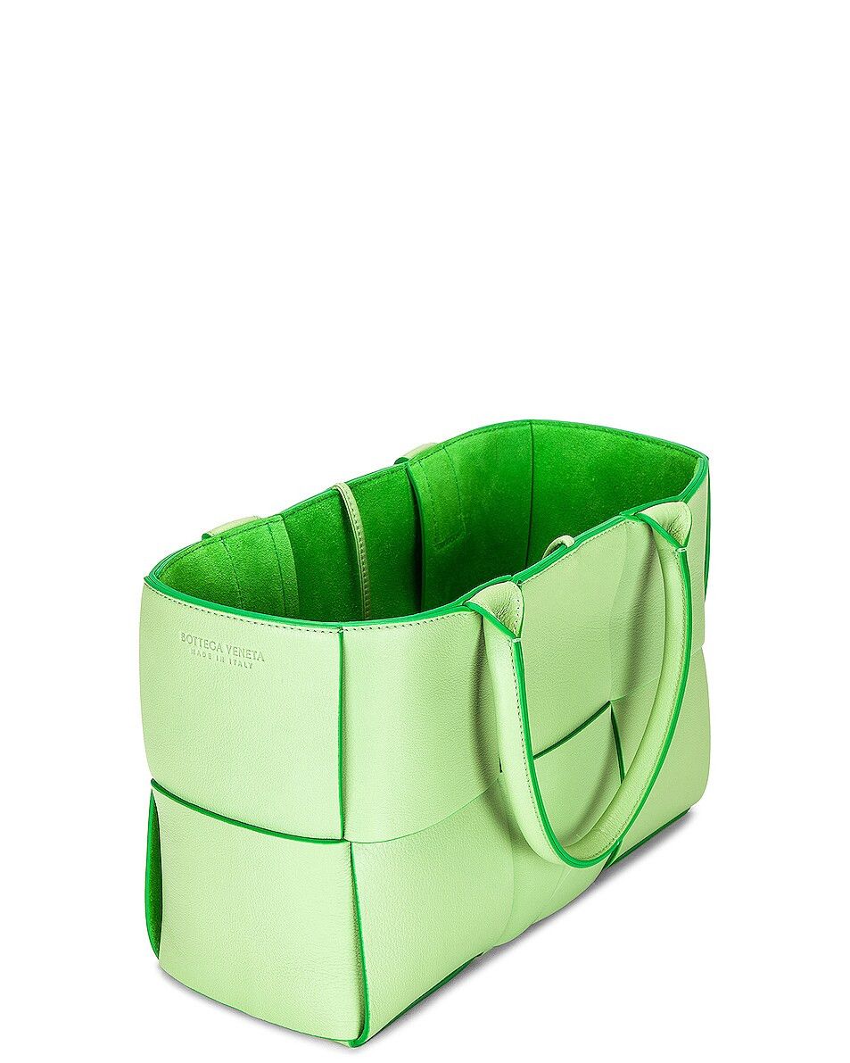 Bottega Veneta o1loc1c0824 Size: OS / Small Arco Tote Bag in Green Size ONE SIZE - 3 Thumbnail