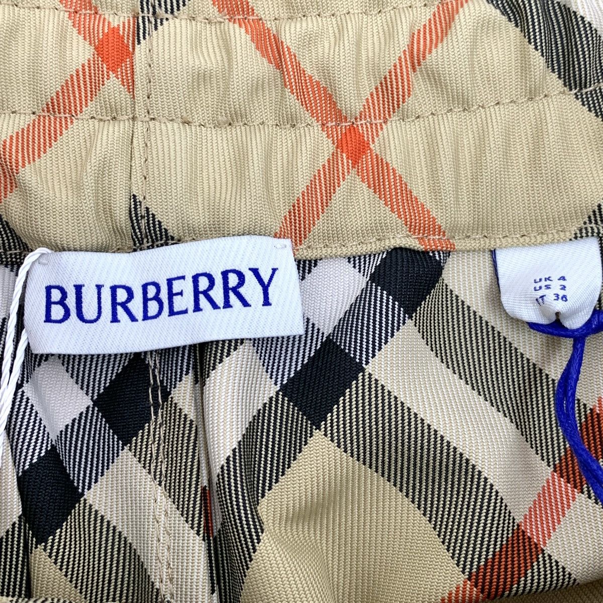 Burberry Burberry Bbr Brown Classic Tartan Design Casual Shorts Size 25" / US 0 / IT 36 - 6 Thumbnail