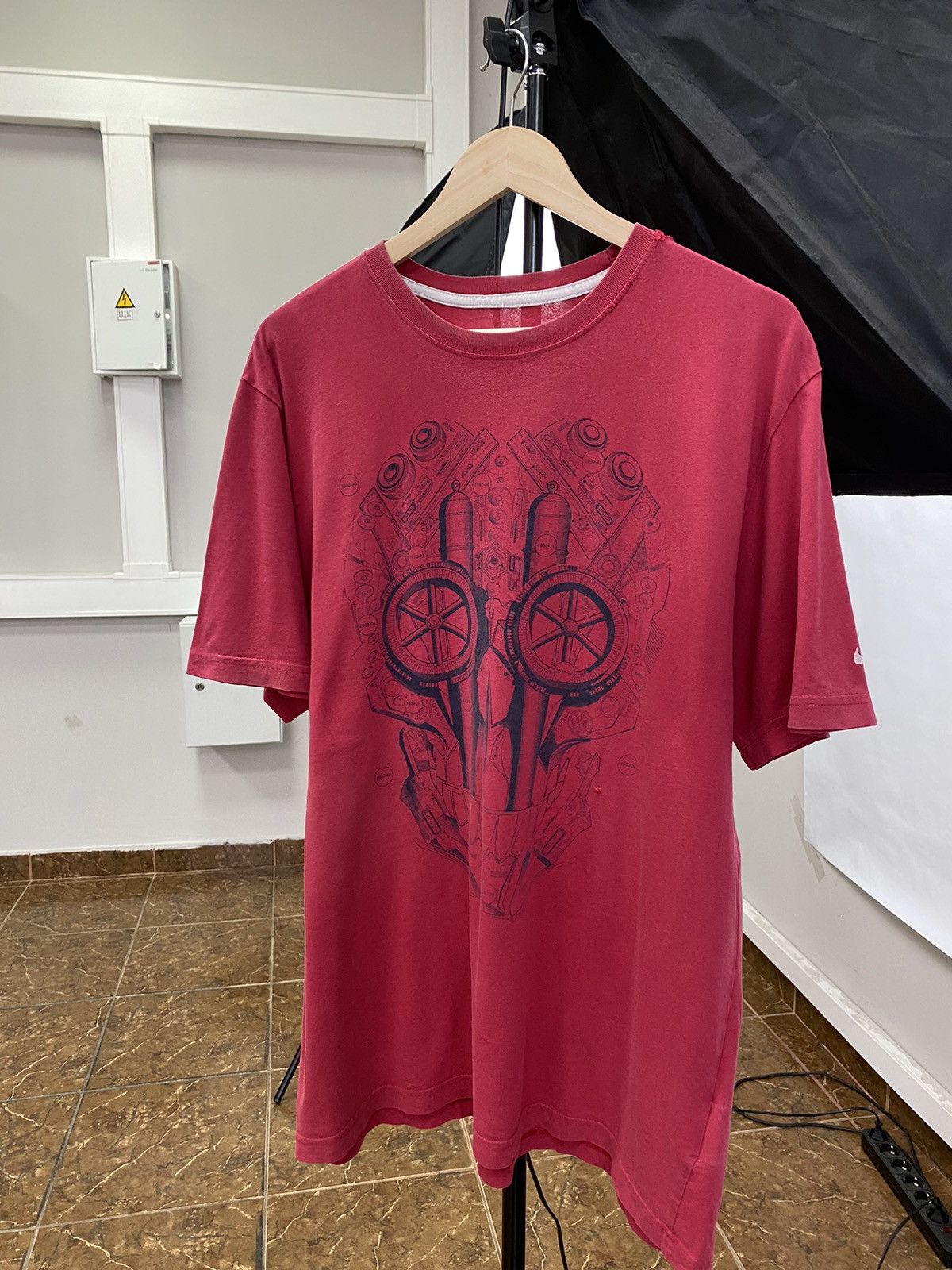 Nike × Vintage 💀 Y2K Nike Arsenal Skull Jersey Football T-Shirt Rare Retro Size US XL / EU 56 / 4 - 1 Thumbnail