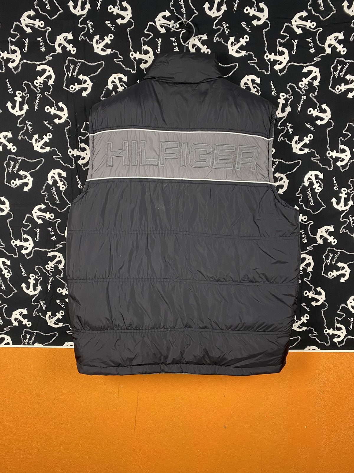 Tommy Hilfiger Tommy Hilfiger Puffer Vest Grey Sleeveless Jacket Japan Size US S / EU 44-46 / 1 - 12 Thumbnail
