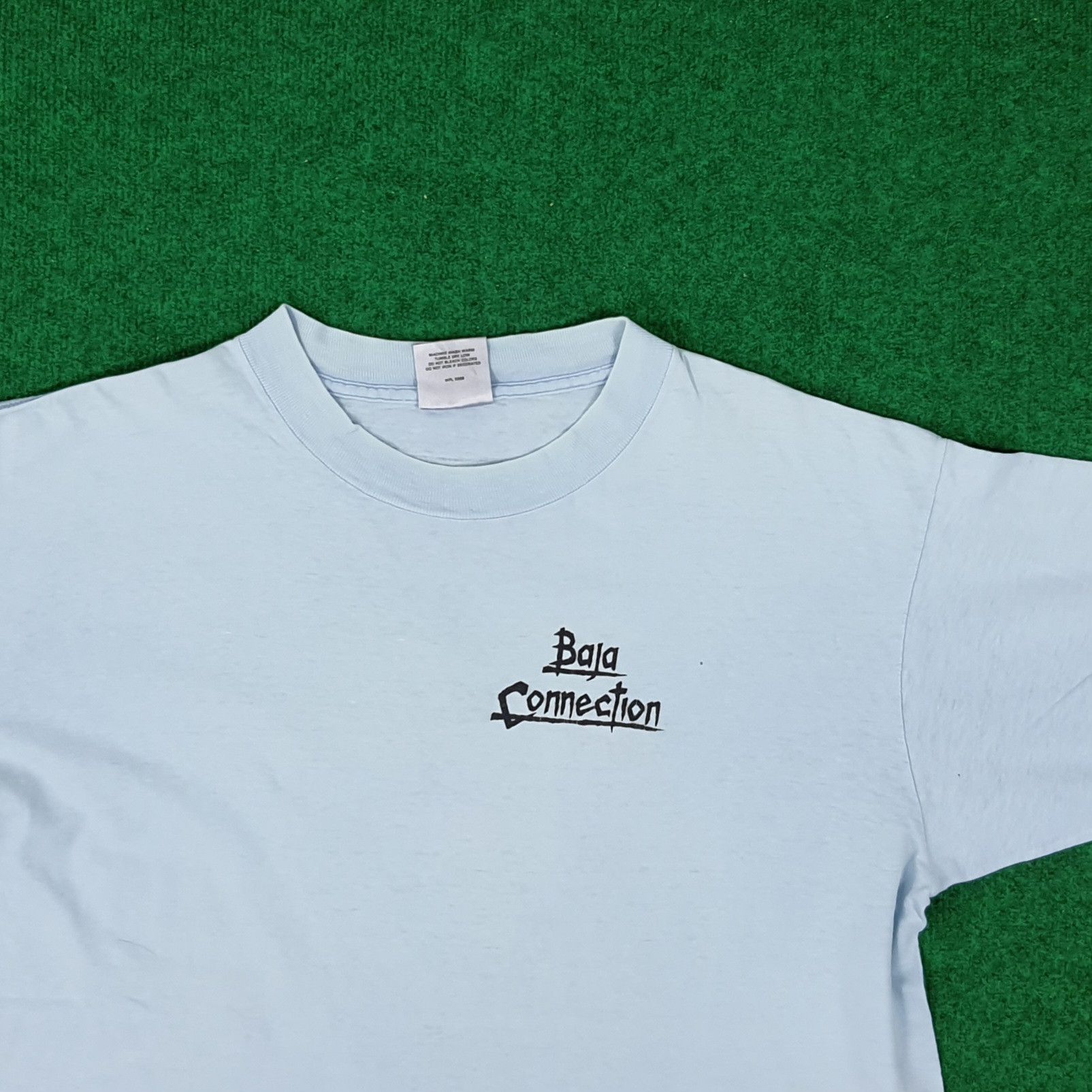 Vintage Vintage Baja Connection Surf Travel Company Tshirt Size US L / EU 52-54 / 3 - 4 Thumbnail
