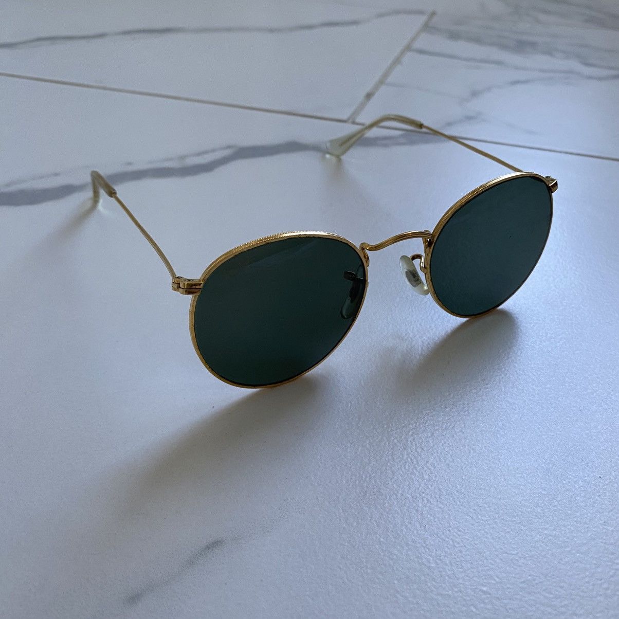 RayBan Vintage 1970s 70s Ray-Ban Round Gold Classic Sunglasses B&L Size ONE SIZE - 12 Thumbnail