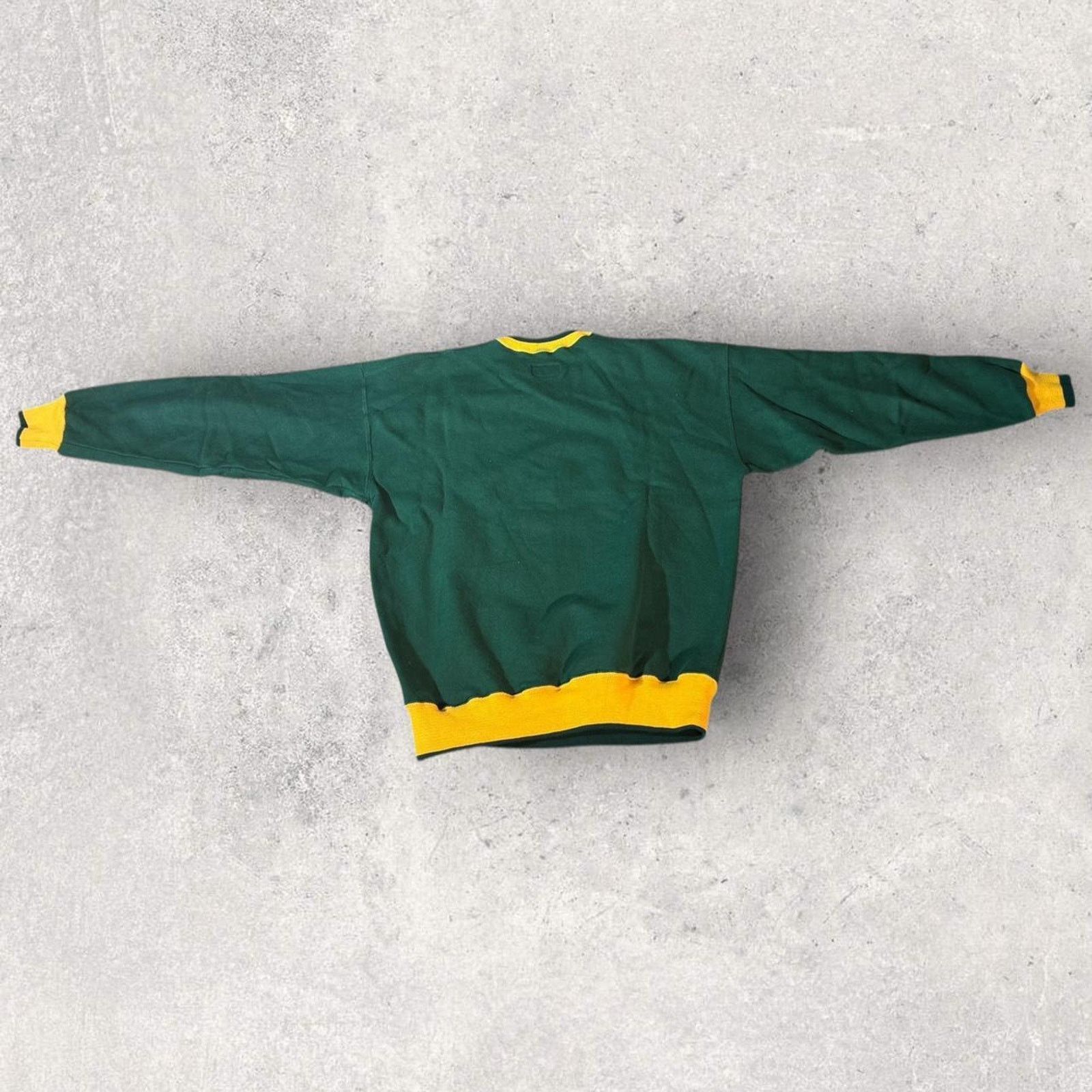 NFL × Vintage 1996 Green and Yellow Packers Crewneck Size US L / EU 52-54 / 3 - 6 Thumbnail