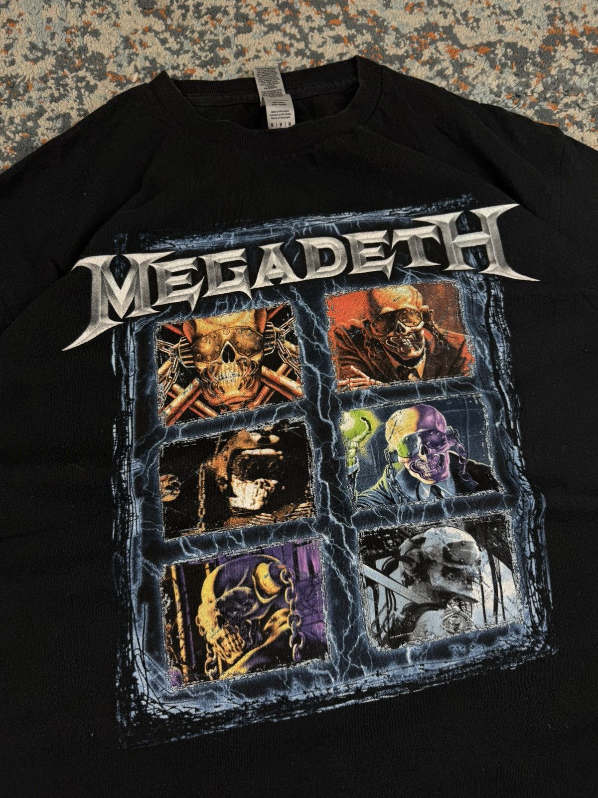 Band Tees Vintage y2k Megadeth album covers graphic band tee metal Size US M / EU 48-50 / 2 - 4 Thumbnail