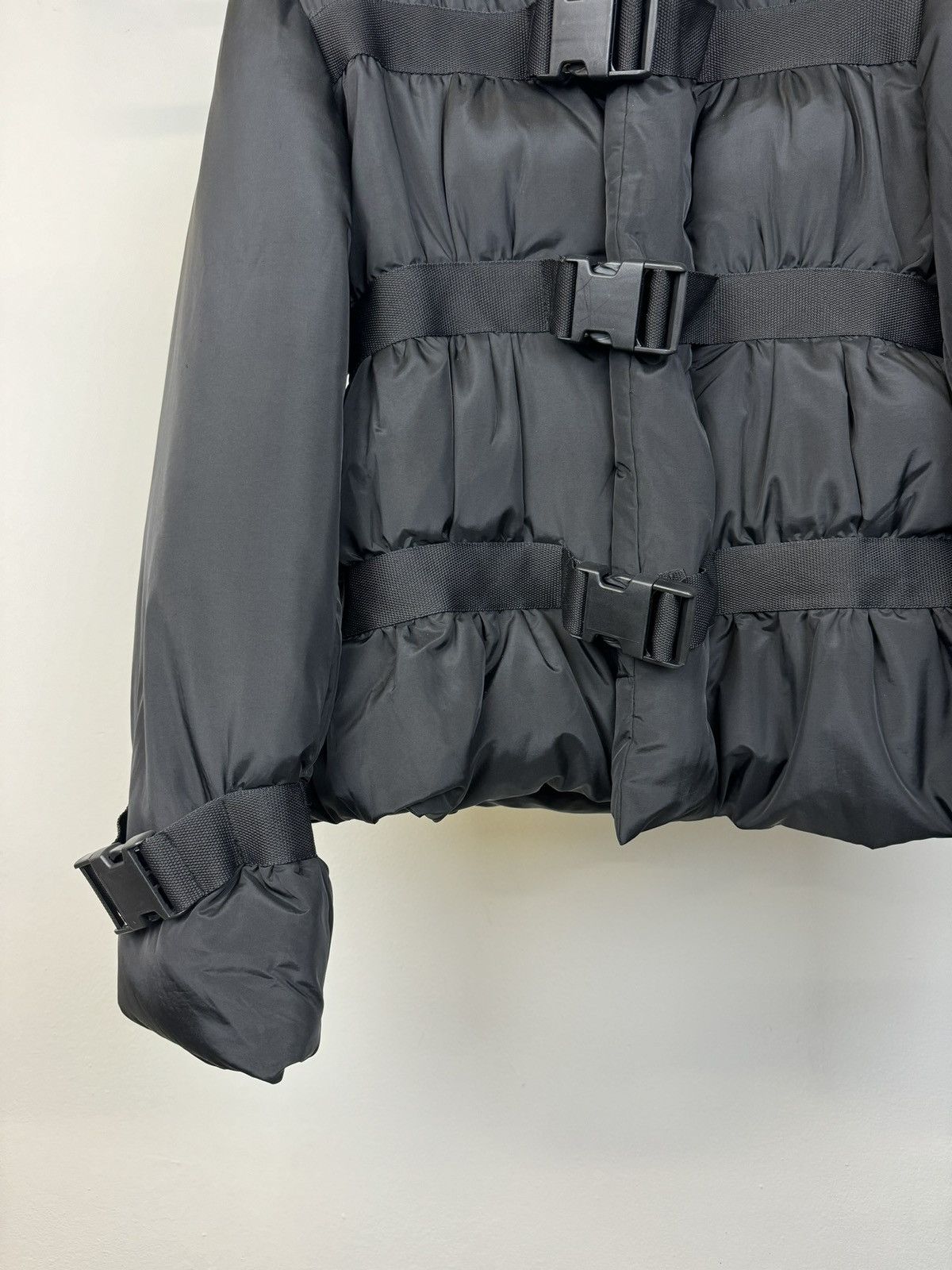 Jean Paul Gaultier AW2003 Jean Paul Gaultier bondage belted puffer jacket Size US M / EU 48-50 / 2 - 4 Thumbnail