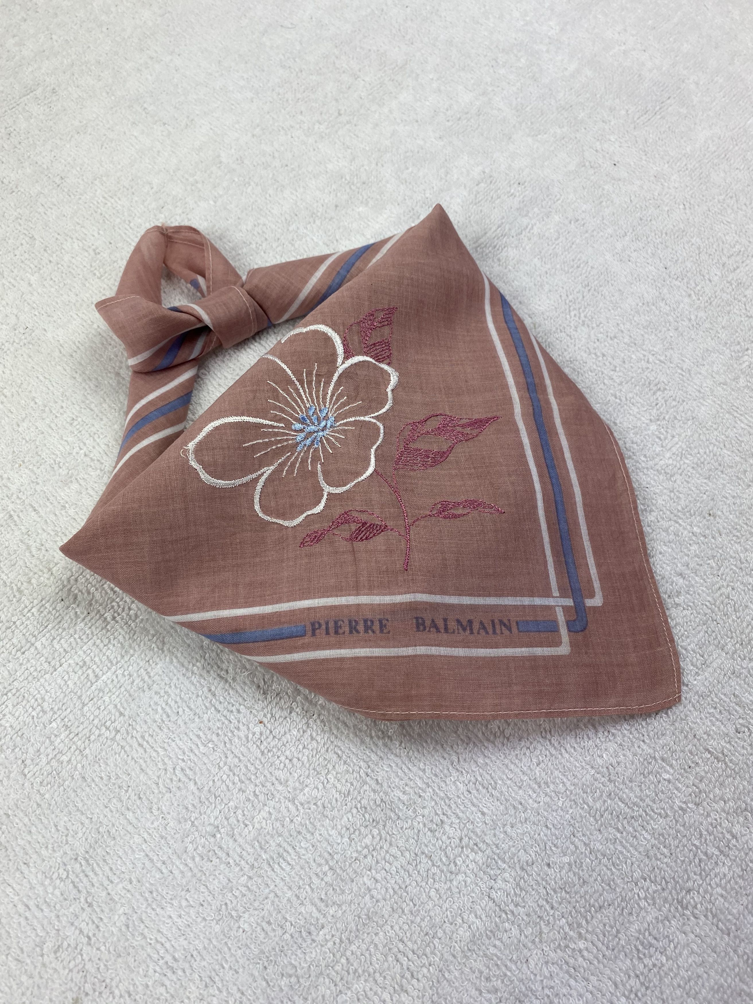 Pierre Balmain Pierre Balmain Handkerchief / Bandana / Neckerchief Size ONE SIZE - 1 Thumbnail