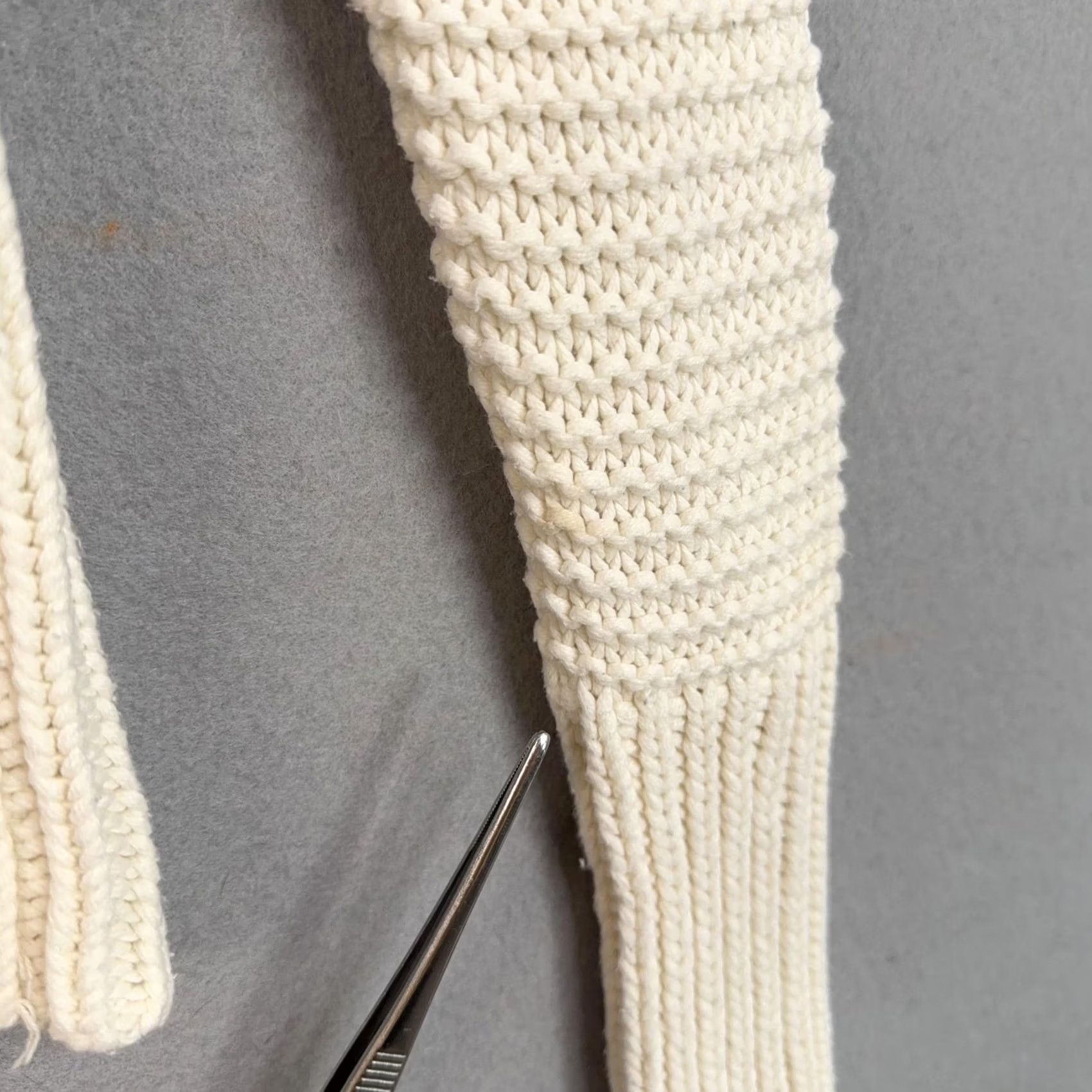 American Eagle Outfitters American Eagle Sweater Pullover Womens S White Chunky Cozy Size S / US 4 / IT 40 - 4 Thumbnail