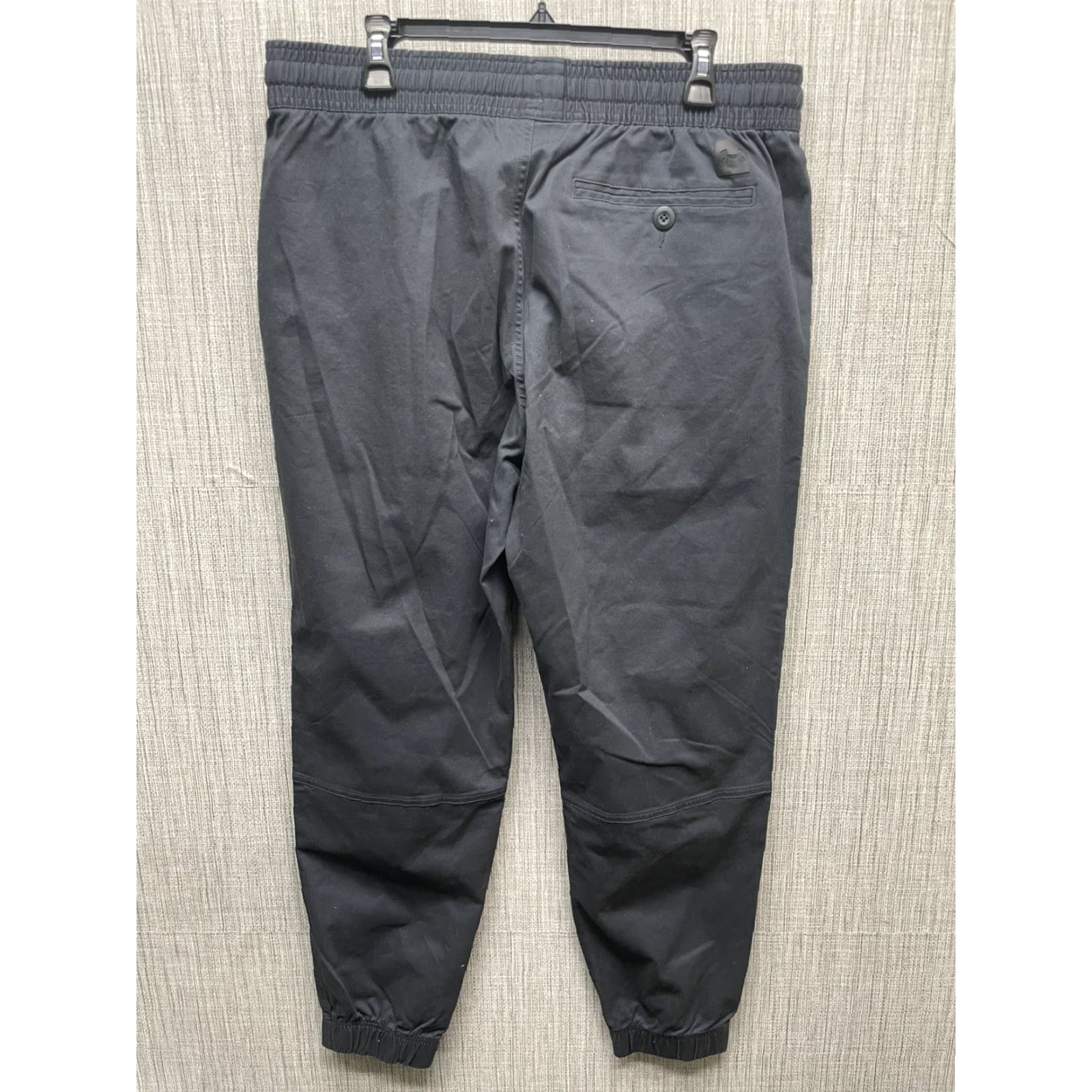 Under Armour VINTAGE Under Armour Sweatpants Mens XL Black Activewear Athletic Fit 2000s Size US 36 / EU 52 - 4 Thumbnail