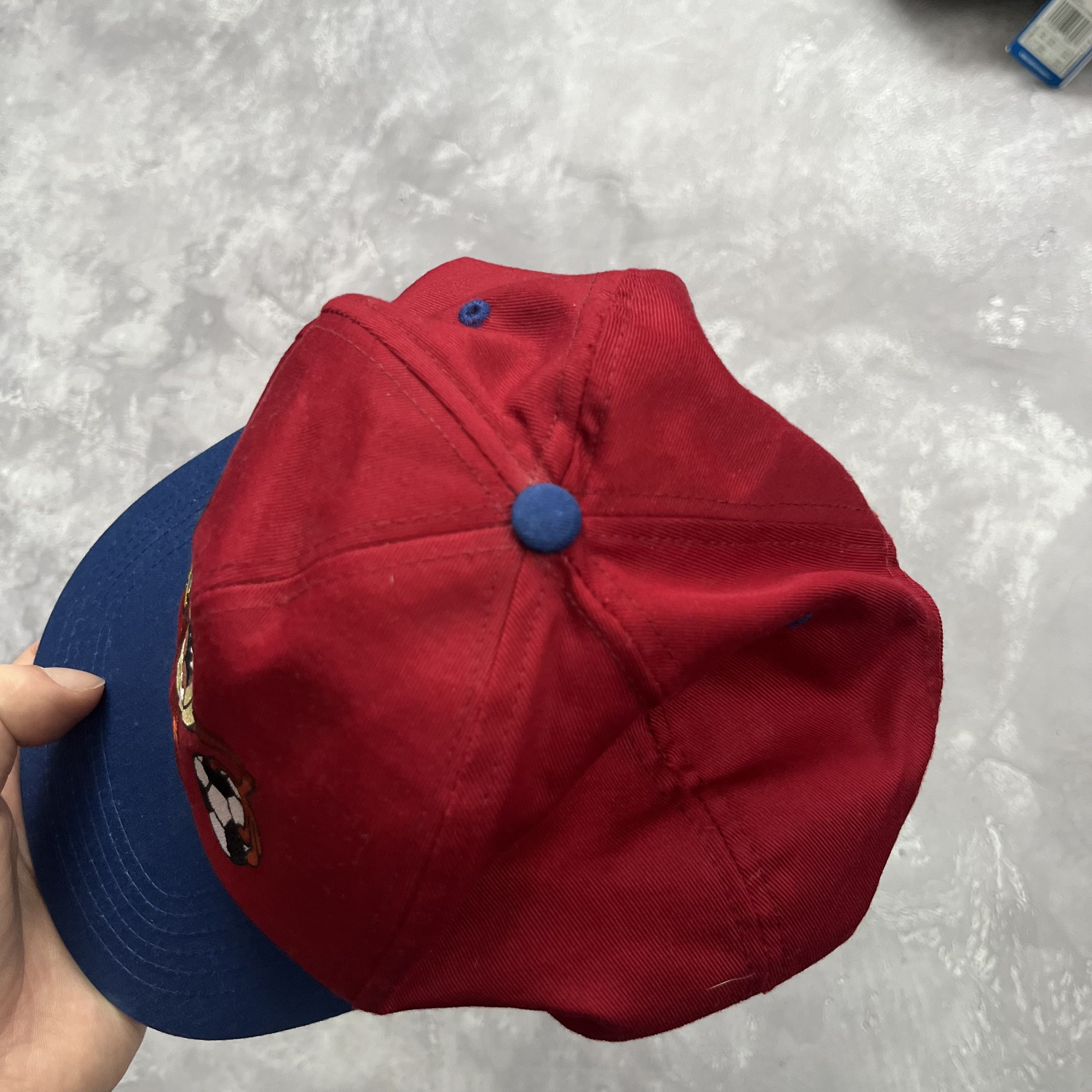 Cartoon Network Vintage Looney Tunes Corner Tazz FCB Barcelona Snapback Hat Size ONE SIZE - 4 Thumbnail