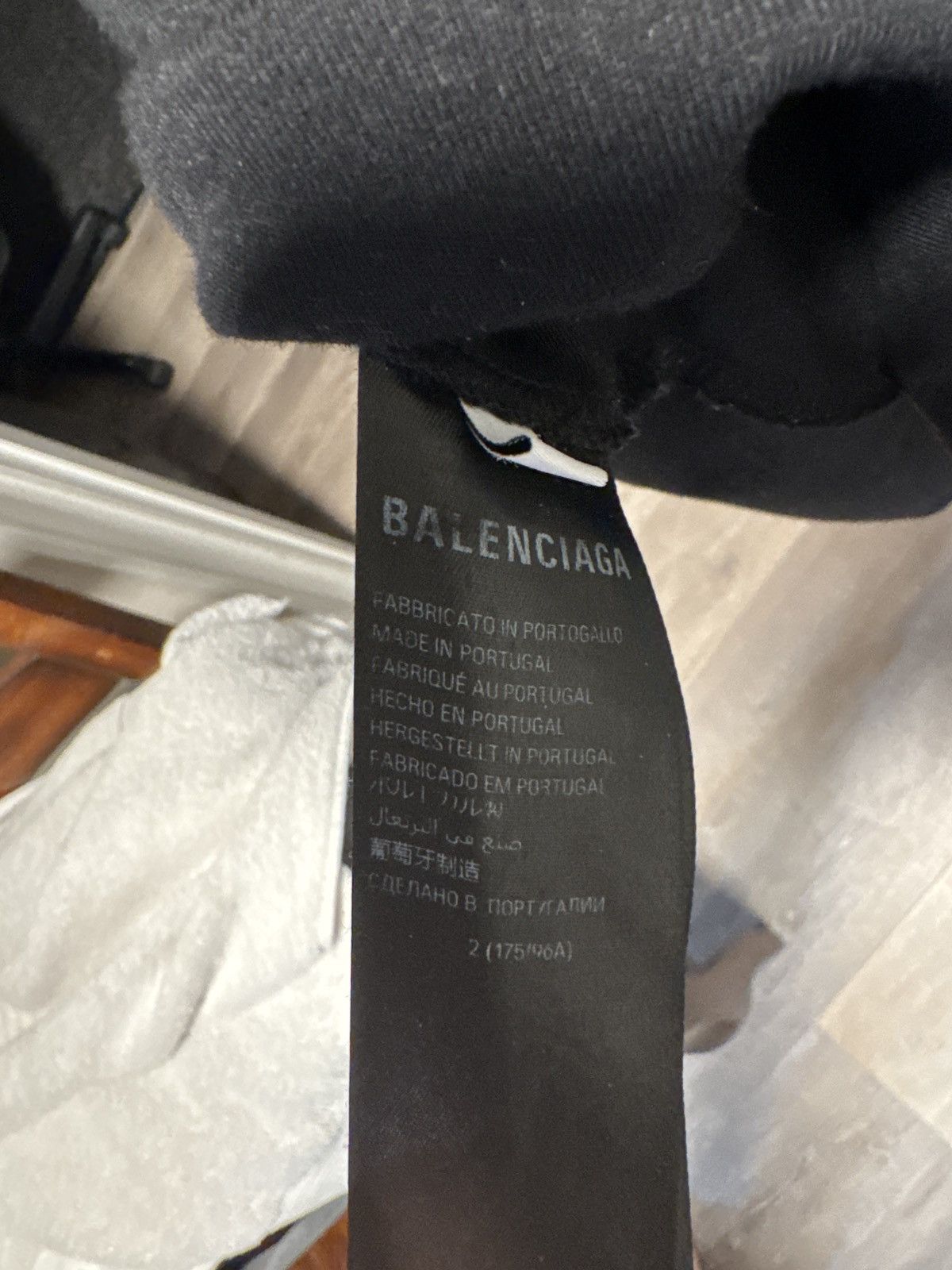 Balenciaga Balenciaga Double Logo Long Sleeve T-Shirt Size US L / EU 52-54 / 3 - 7 Thumbnail
