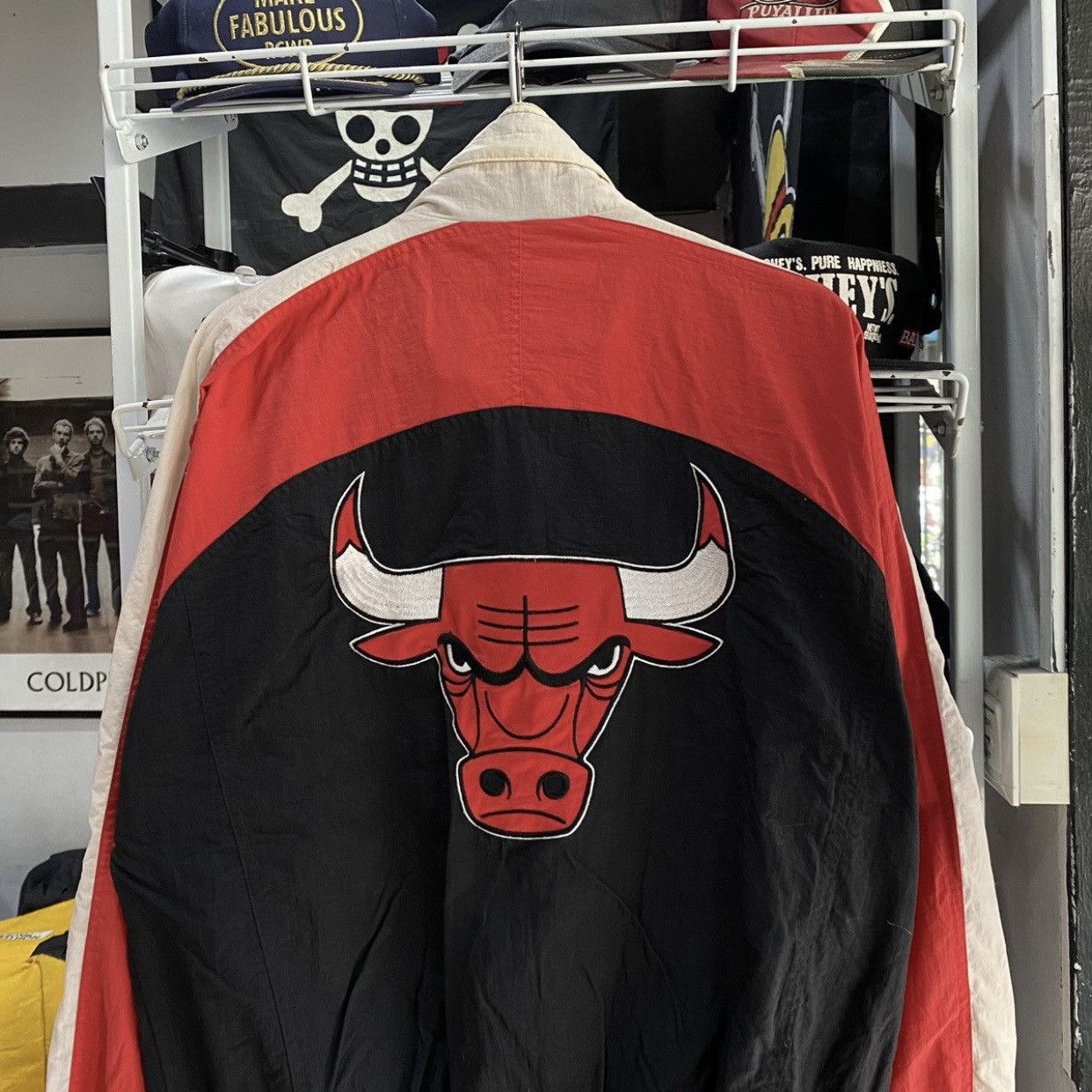 Apex One Vintage 90s Apex One Chicago Bulls Windbreaker Jacket Large Size US L / EU 52-54 / 3 - 4 Thumbnail