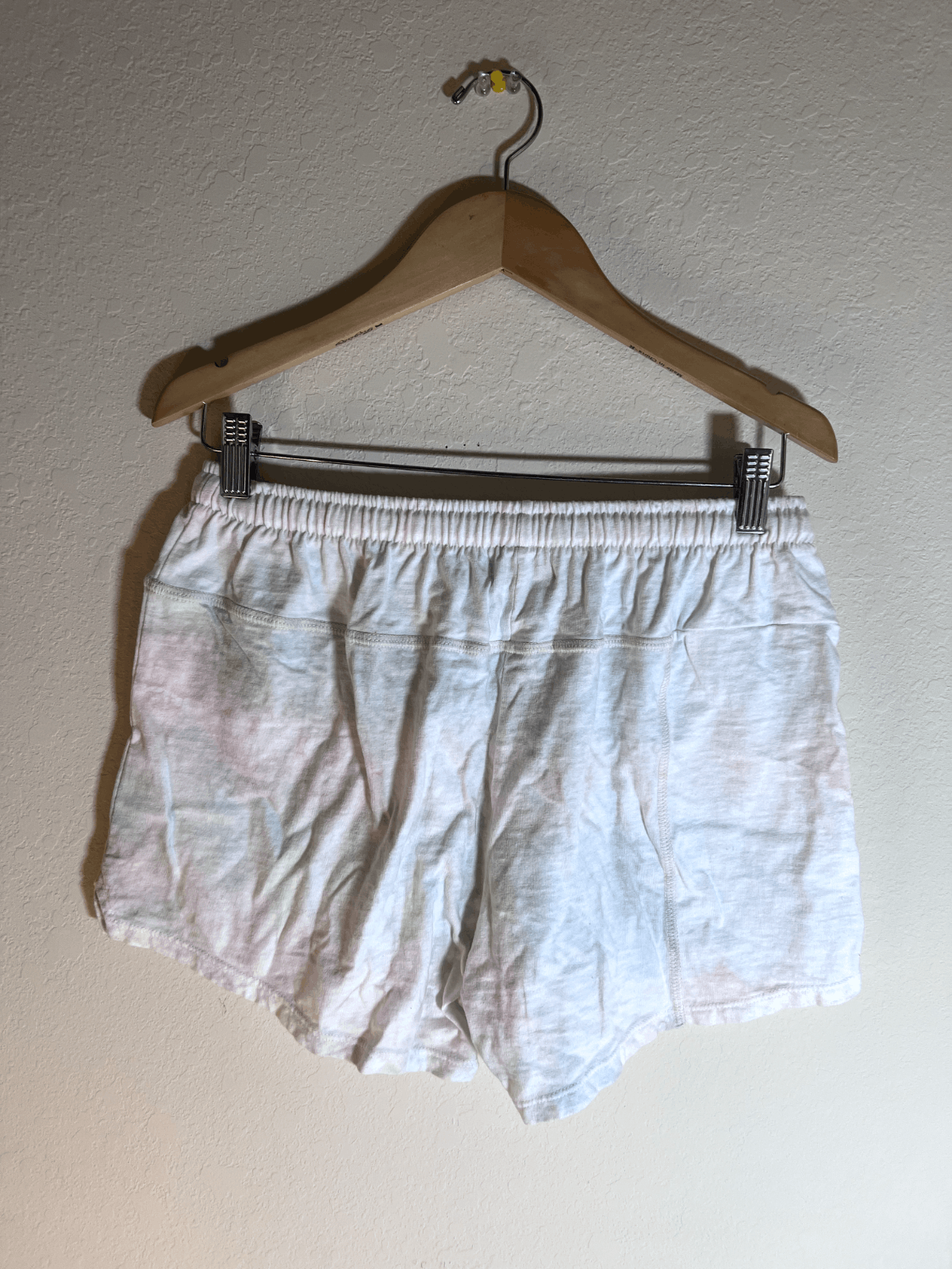 John Elliott John Elliott Women's US M/2 Reconstructed Tie Dye Shorts Size 28" / US 6 / IT 42 - 7 Thumbnail