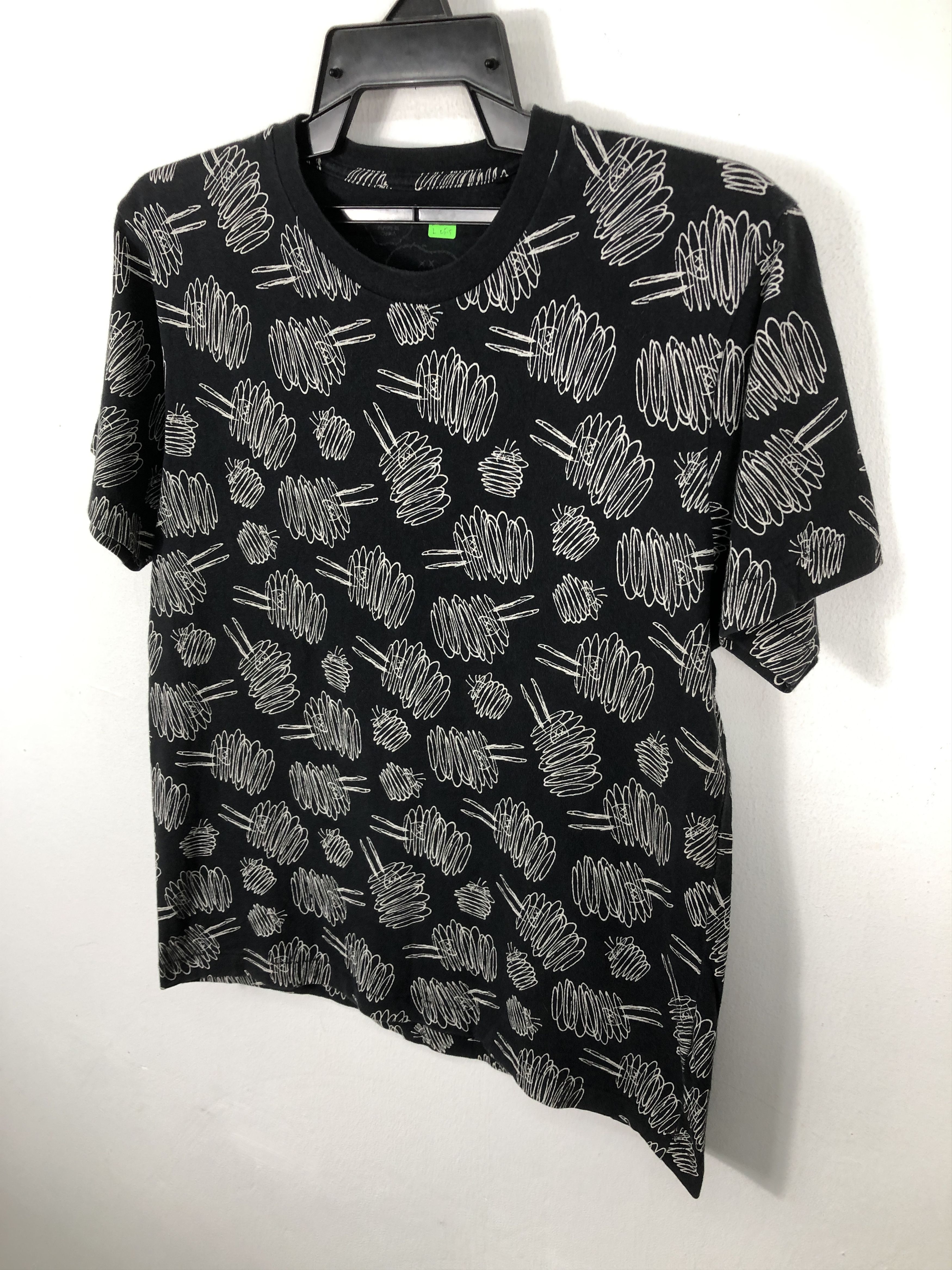 Kaws × Peanuts × Uniqlo Fullprint Kaws X Peanuts By Uniqlo T-Shirt Size US S / EU 44-46 / 1 - 2 Thumbnail