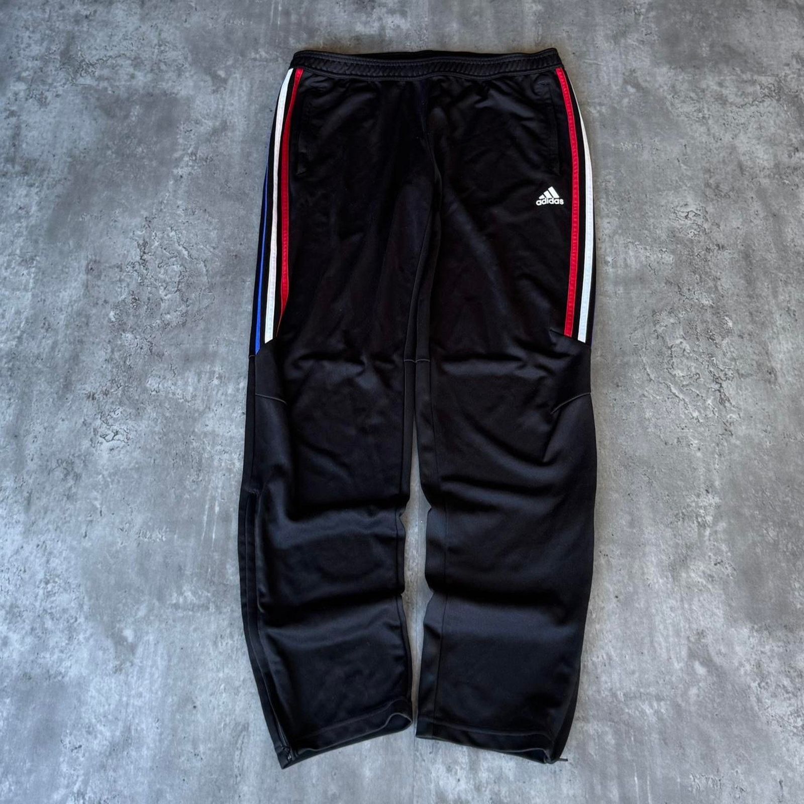 Adidas × Vintage Vintage Y2K Adidas Black Grunge Opium Technical Sweatpants Size US 36 / EU 52 - 1 Thumbnail