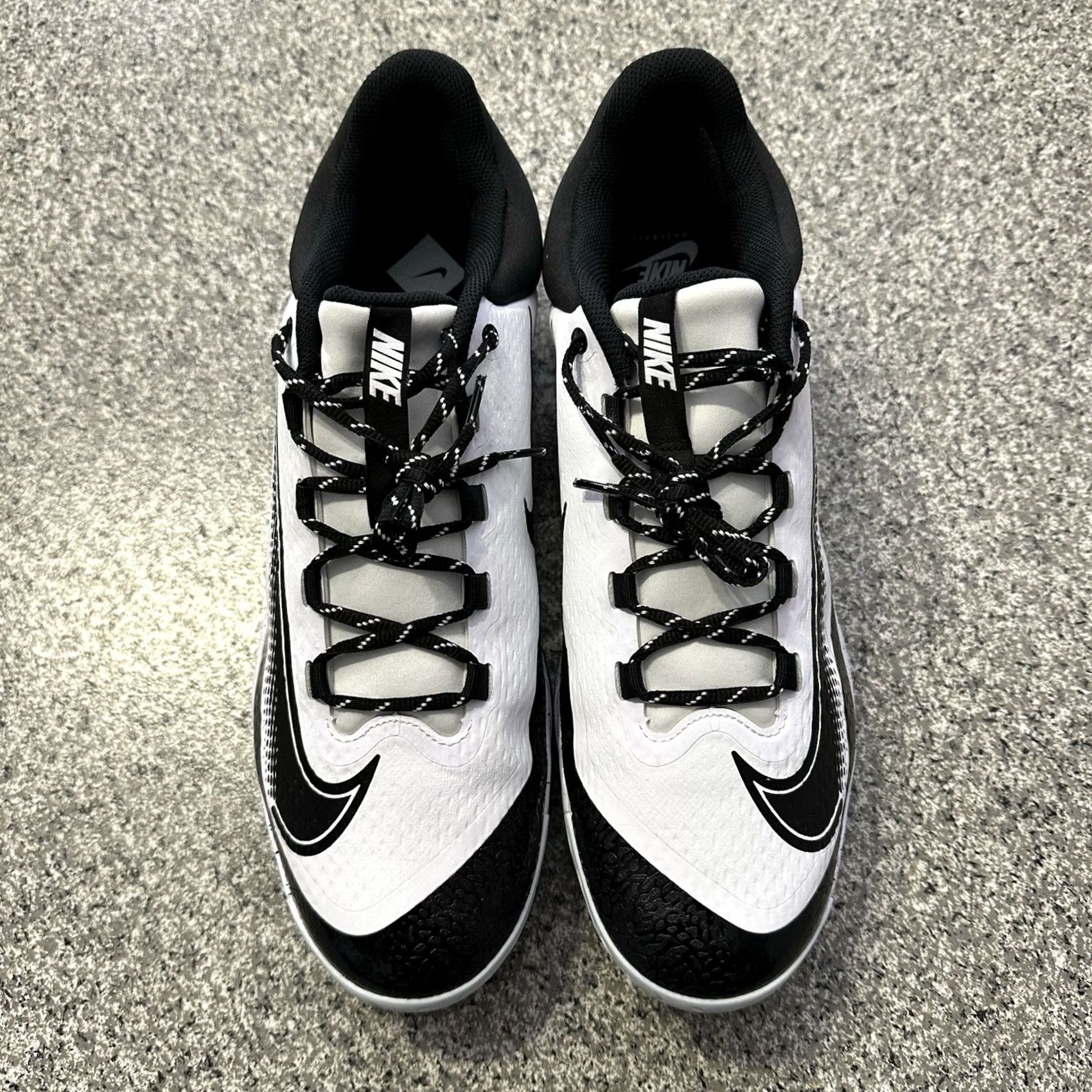Nike Nike Alpha Huarache Elite 4 Low MCS Baseball Cleats Mens 16 White FD6255-108 Nike Alpha Huarache Elite 4 Baseball Cleats Mens 16 White Size US 15 / EU 48 - 2 Thumbnail