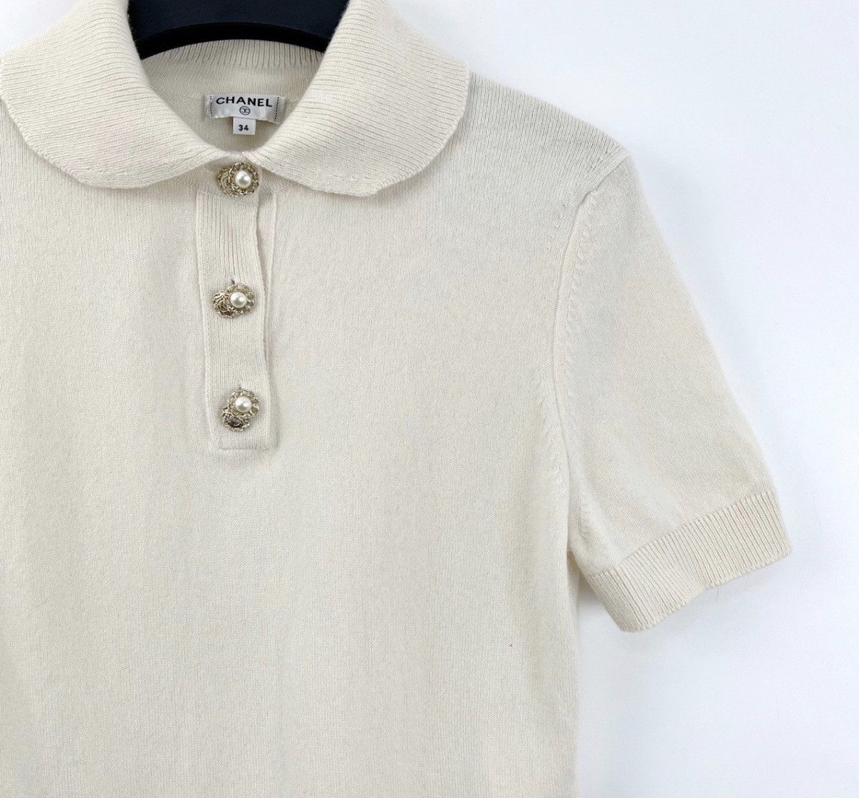 Chanel Chanel/Off-White Pearl Button Lapel Knit Short Sleeve K12 Size XXS / US 00 / IT 34 - 4 Thumbnail