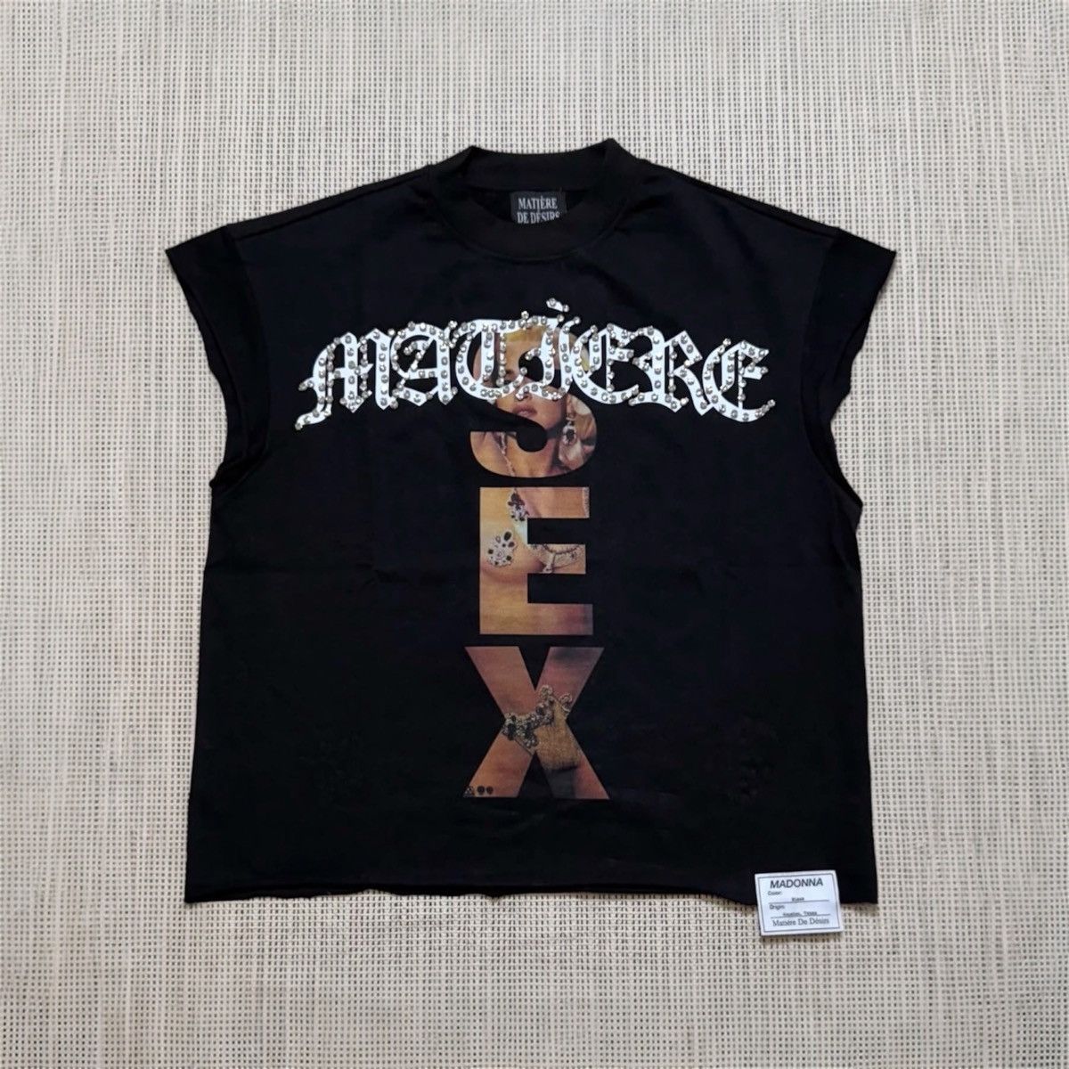 Matiere De Desirs Bottega Desires Madonna Cutoff Tee Black