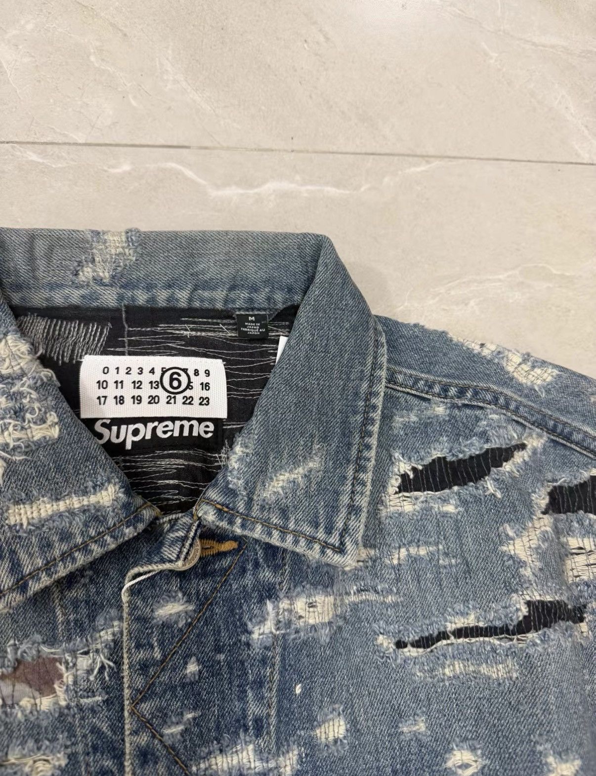 Supreme Supreme × MM6 Maison Margiela SS26 Denim Trucker Jacket J34 Size US M / EU 48-50 / 2 - 4 Thumbnail