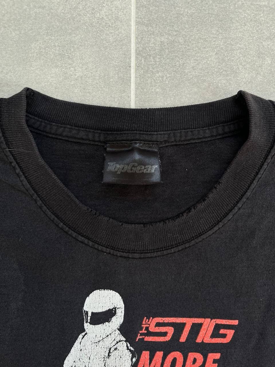 Vintage Vintage Top Gear Stig Distressed Faded Tee Size US XL / EU 56 / 4 - 3 Thumbnail