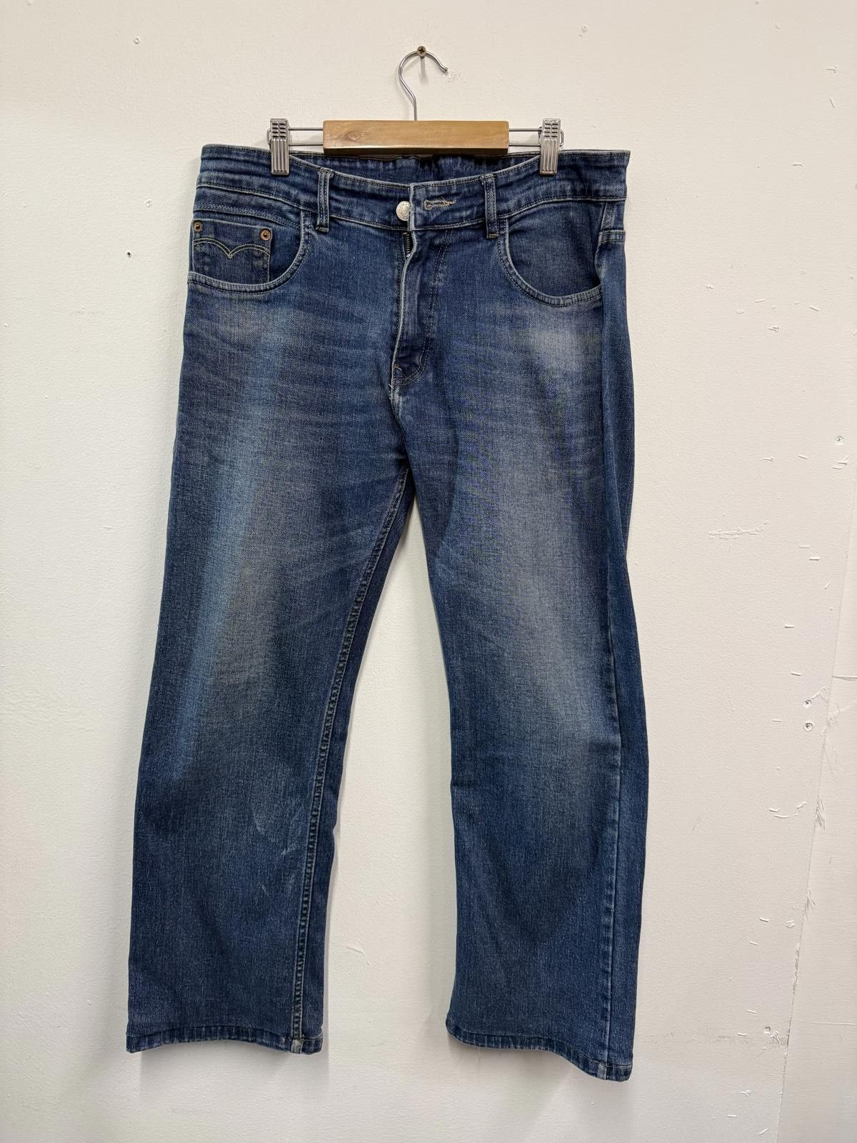 Levi's Levi's 511 Blue Denim Jeans Waist 34 Length 34 Size US 34 / EU 50 - 1 Thumbnail