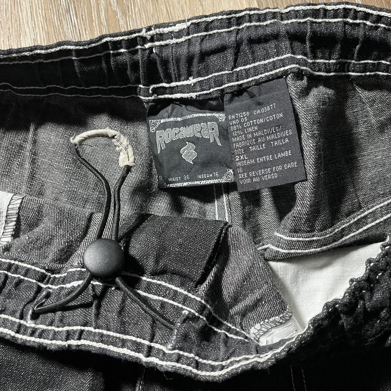 Rocawear vintage baggy black rocawear cargo jorts Size US 36 / EU 52 - 8 Thumbnail