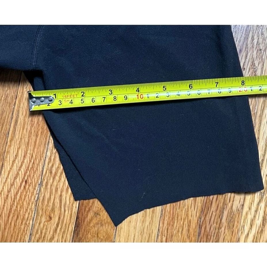Lululemon Lululemon Chopped Legging Shorts Women S Black Regular Leggings Size S Womens Shoes? Size 28" / US 6 / IT 42 - 3 Thumbnail