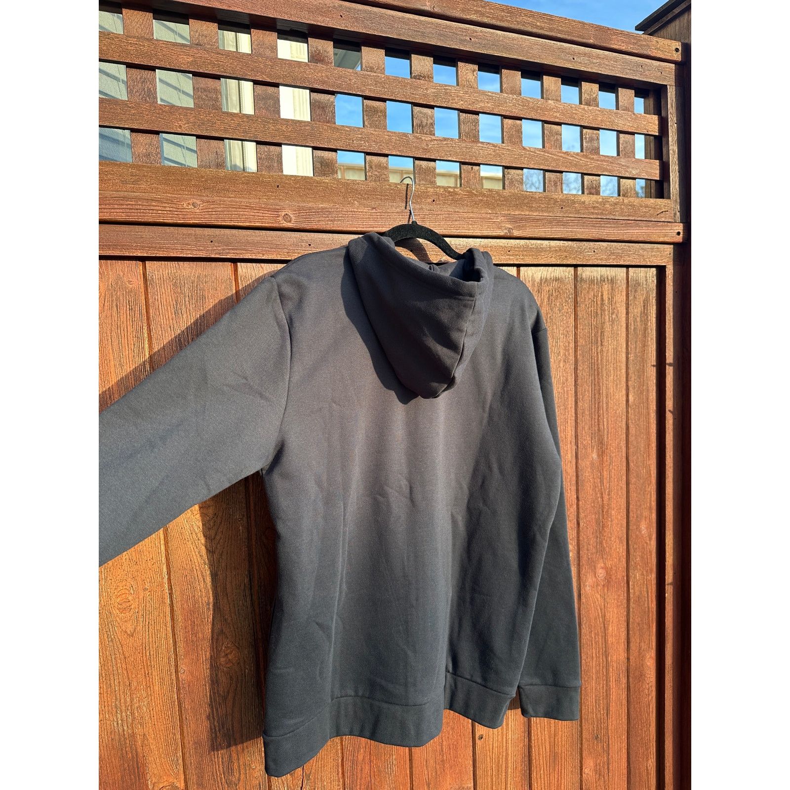 Oakley Oakley full-zip hooded sweatshirt New with tags (Black) Size US M / EU 48-50 / 2 - 3 Thumbnail