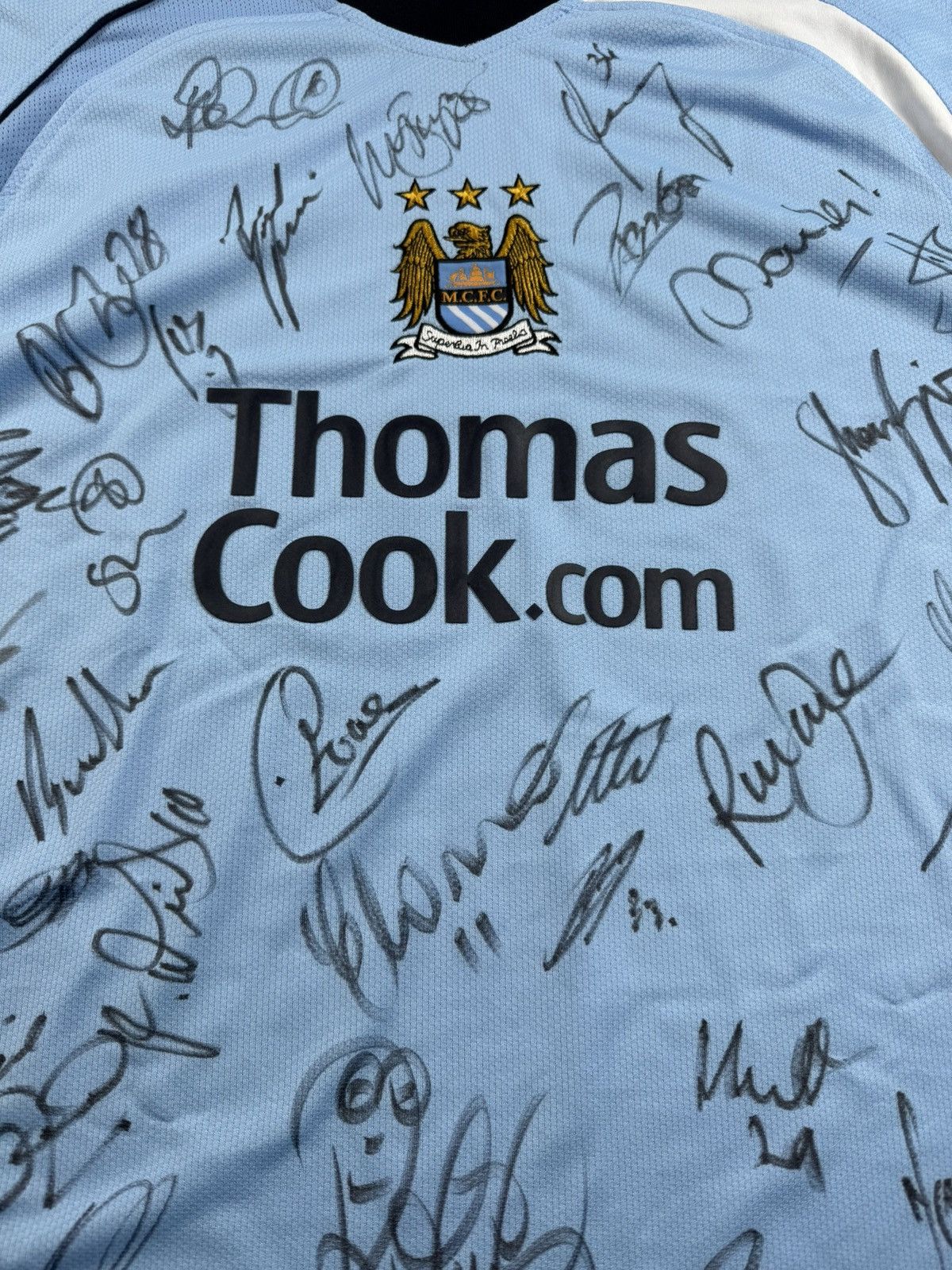Le Coq Sportif Manchester City 2008/2009 All Squad Autographed Jersey Shirt Size US XL / EU 56 / 4 - 16 Thumbnail