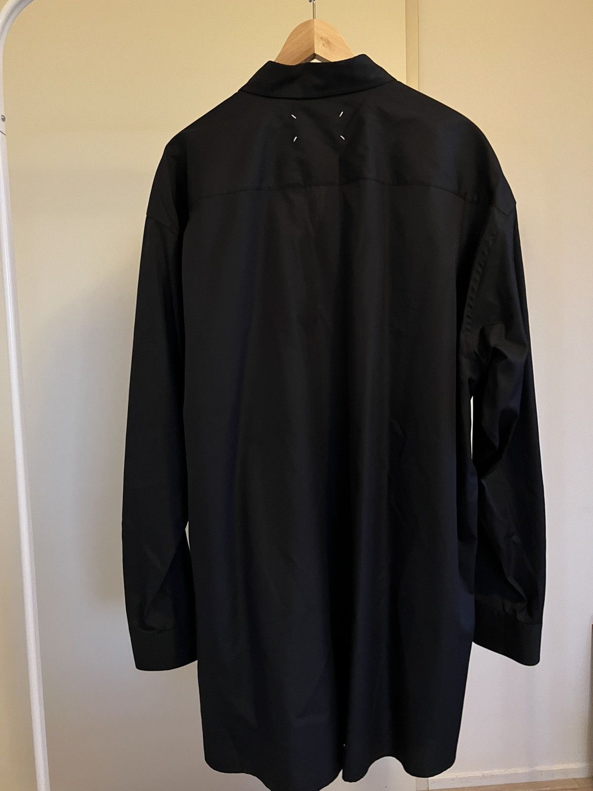 Maison Margiela Maison Margiela Oversized Shirt in Black Size US M / EU 48-50 / 2 - 6 Thumbnail