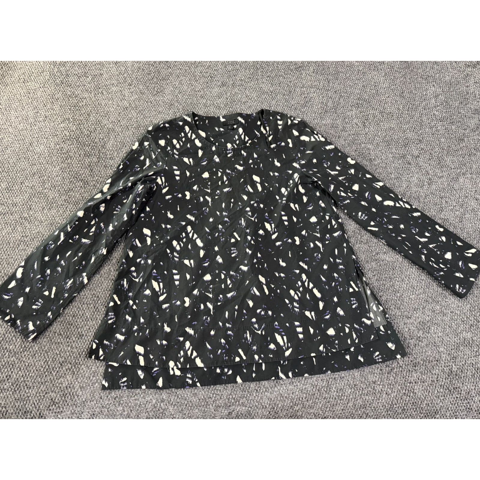 Cos COS Blouse Women Black 10 Long Sleeve Cotton Minimalist Crew Neck Button Closure Classic/Fitted Sleeve Relaxed Fit Size L / US 10 / IT 46 - 3 Thumbnail