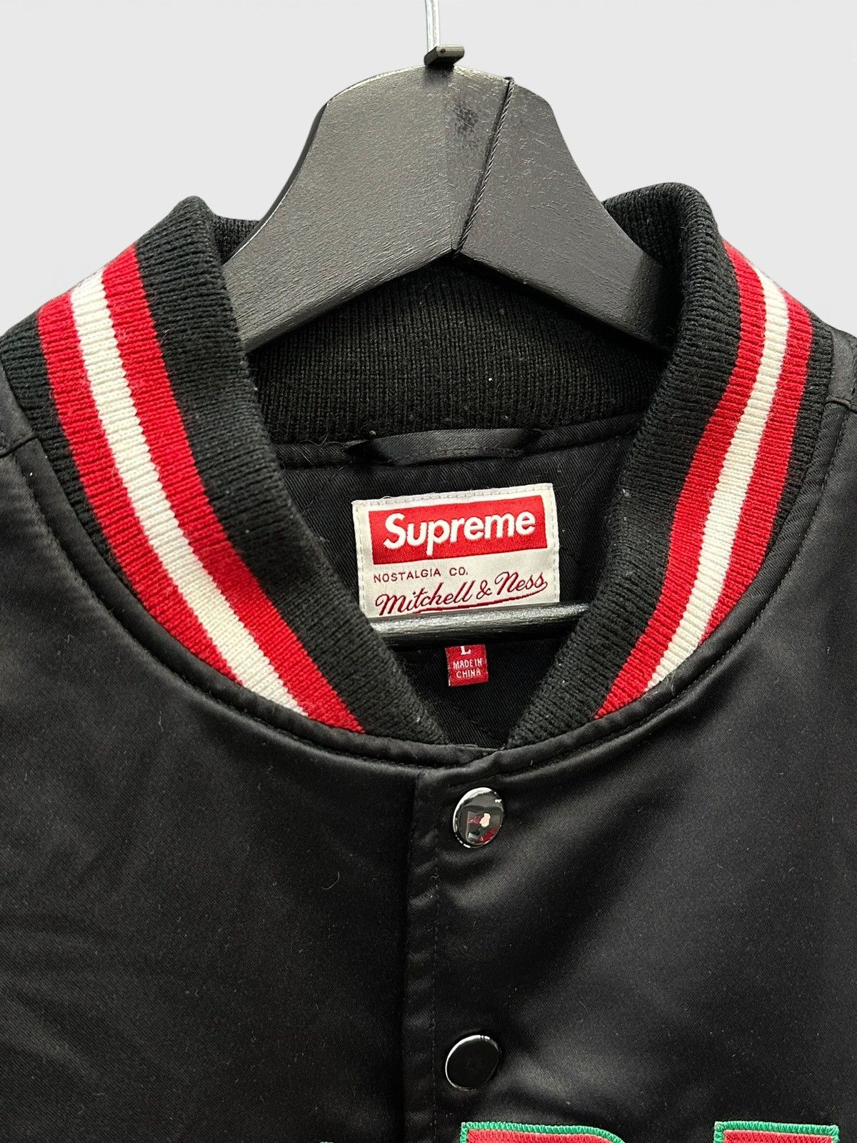Supreme Supreme Mitchell & Ness Satin Black Varsity Jacket Size US L / EU 52-54 / 3 - 6 Thumbnail
