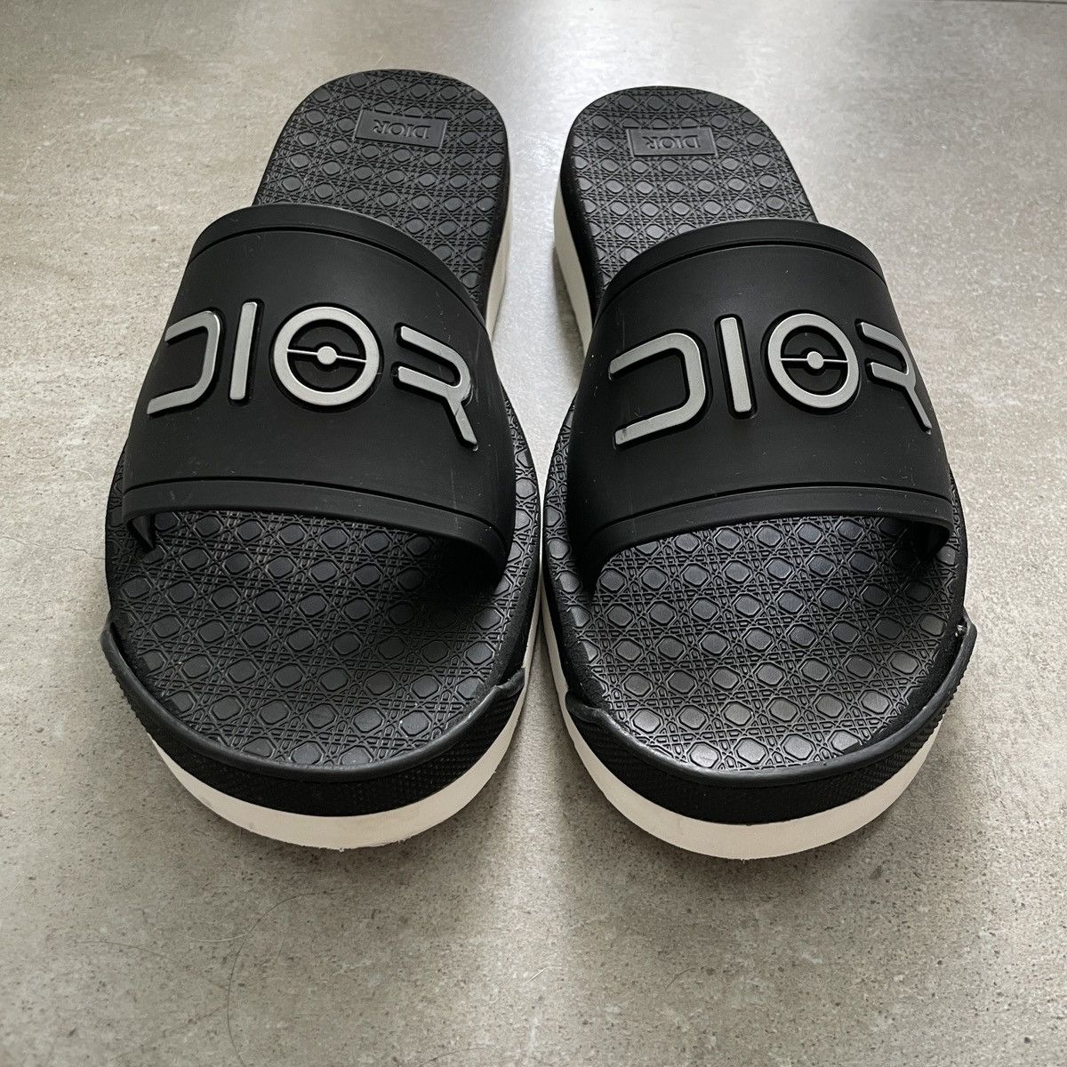 Club Sorayama × Dior Dior x Sorayama Club Slides Size US 8 / EU 41 - 3 Thumbnail