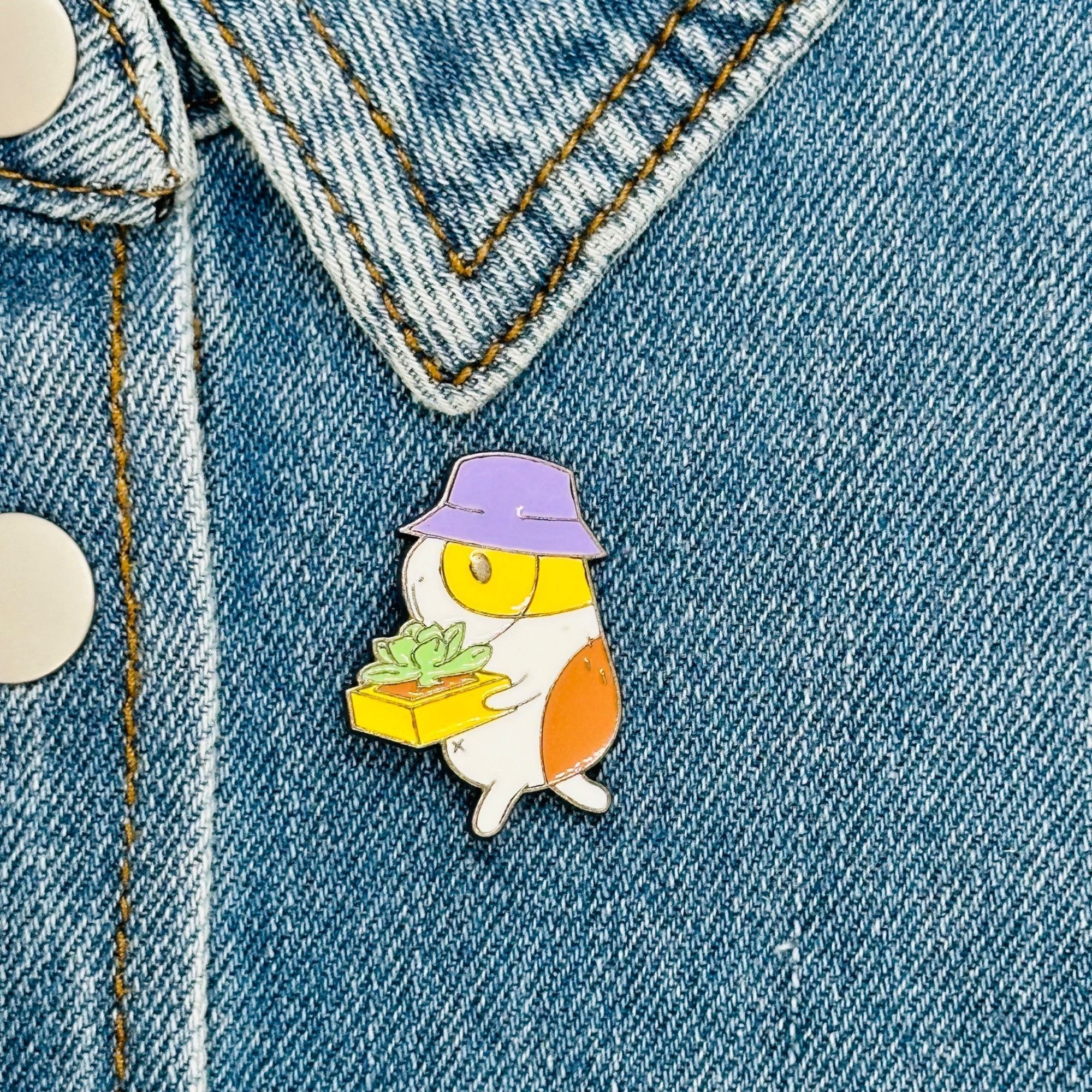 Other ⭐Hamster Guinea Pig Pet Succulent Gardener Pin With Hat & Pl Size ONE SIZE - 1 Thumbnail